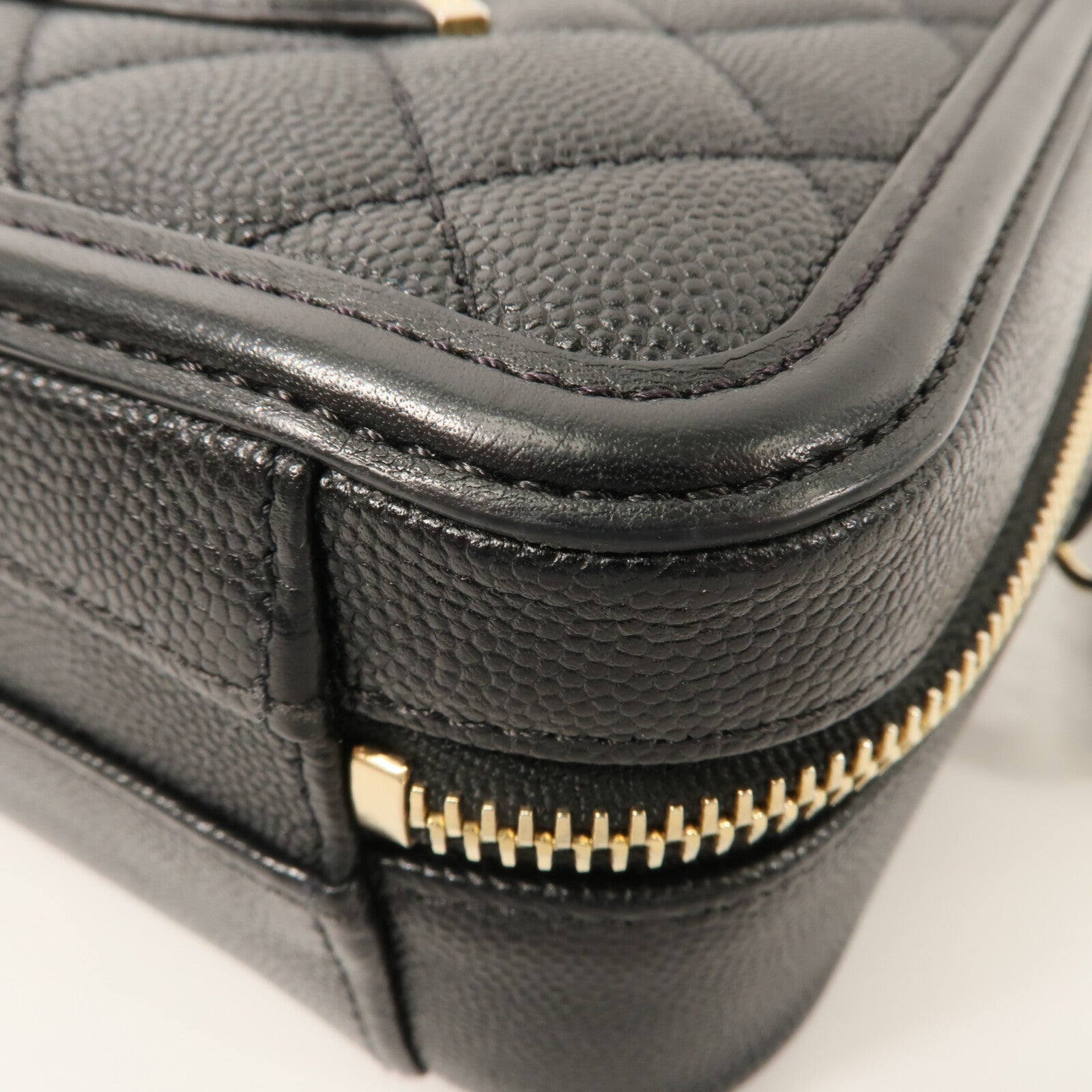 CHANEL 牛皮皮革Vanity Case 17cm鏈帶手挽肩背兩用袋