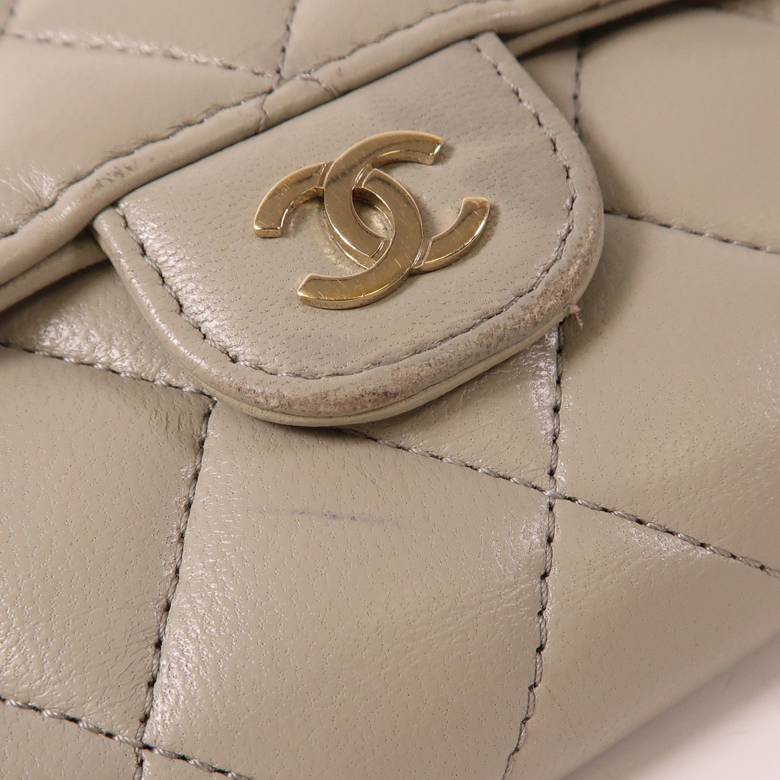 CHANEL 羊皮皮革Wallet金扣錢包