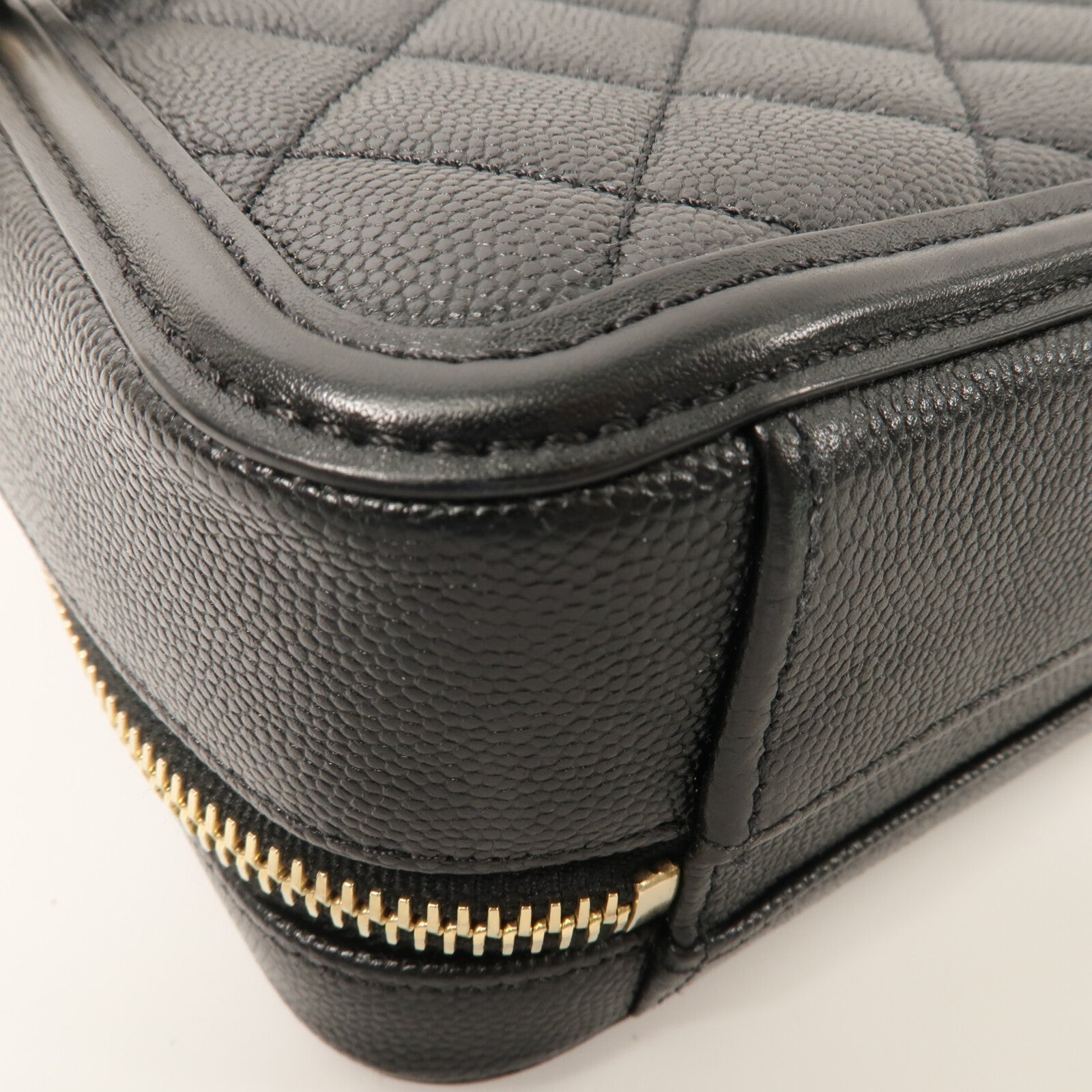 CHANEL 牛皮皮革Vanity Case 17cm鏈帶手挽肩背兩用袋