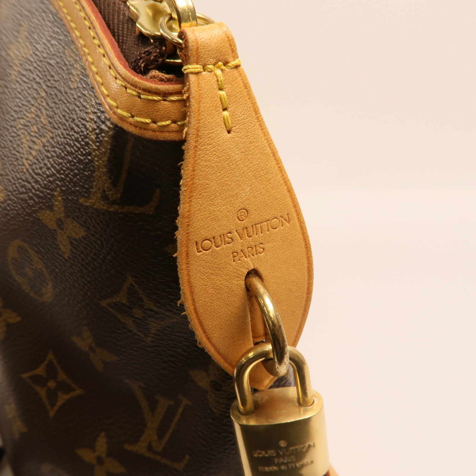 LOUIS VUITTON Monogram Lockit Horizontal金扣肩背袋