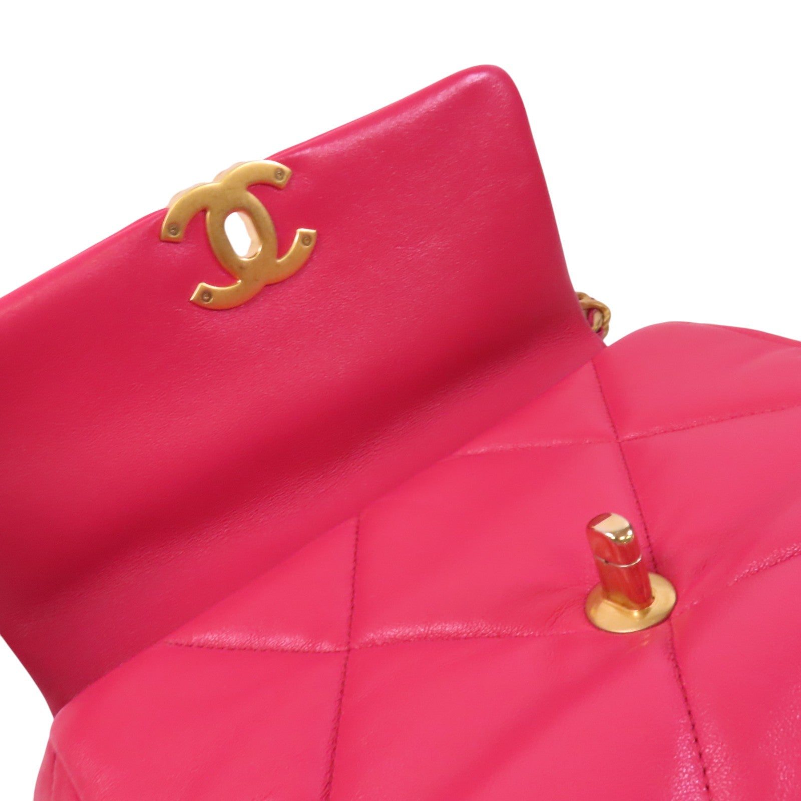 CHANEL 羊皮皮革C19金扣鏈帶手挽肩背兩用袋