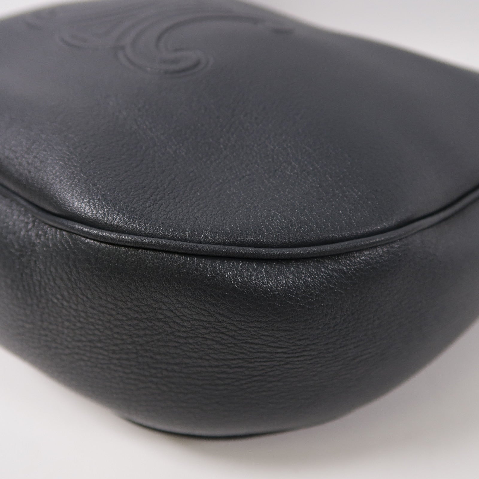 CELINE 牛皮皮革Heloise Bag金扣手挽袋灰色