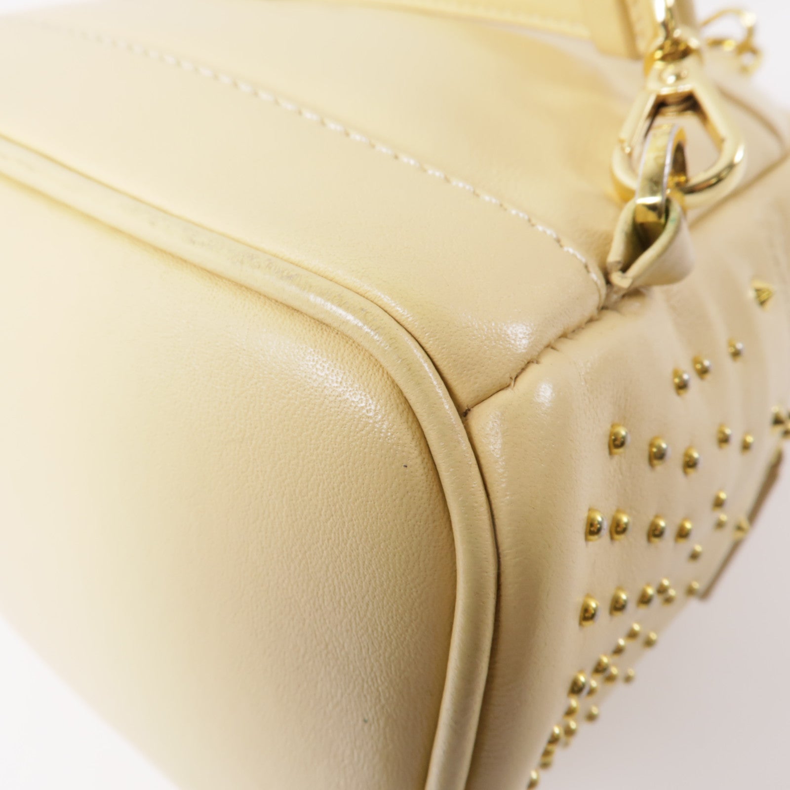 MCM 牛皮皮革Backpack金扣背包米色