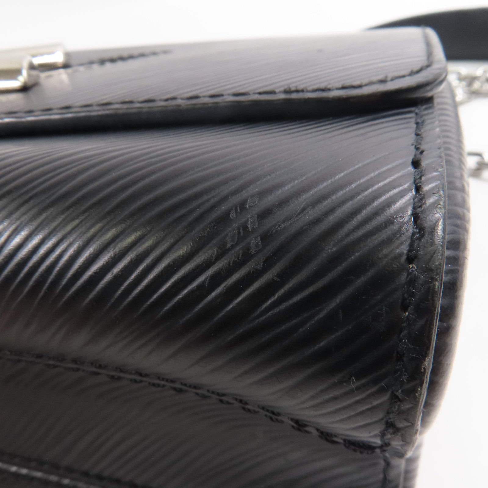 LOUIS VUITTON Epi Twist MM銀扣肩背袋