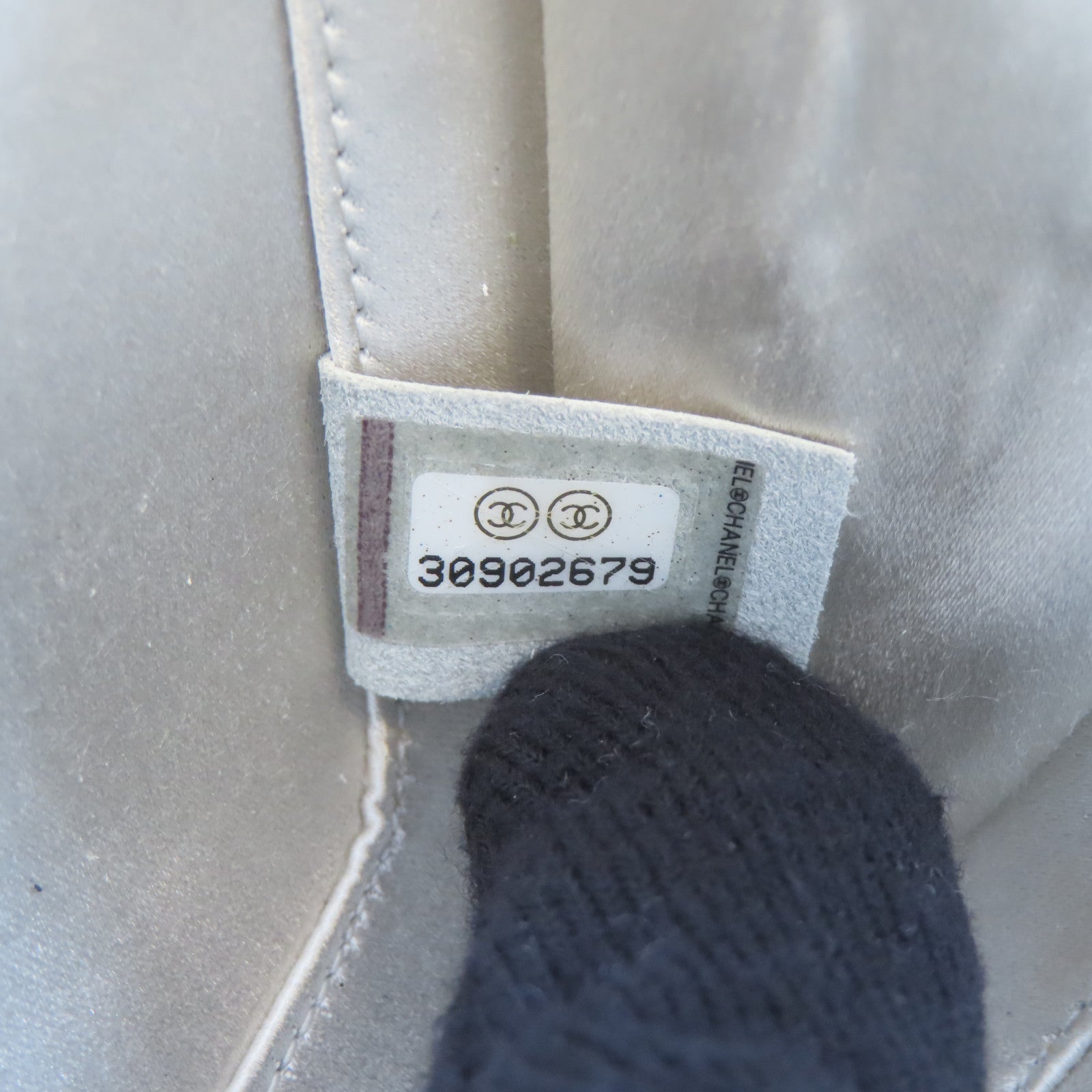 CHANEL 【激減優惠】菱格羊皮皮革Pouch Shoulder鏈帶肩背袋白色