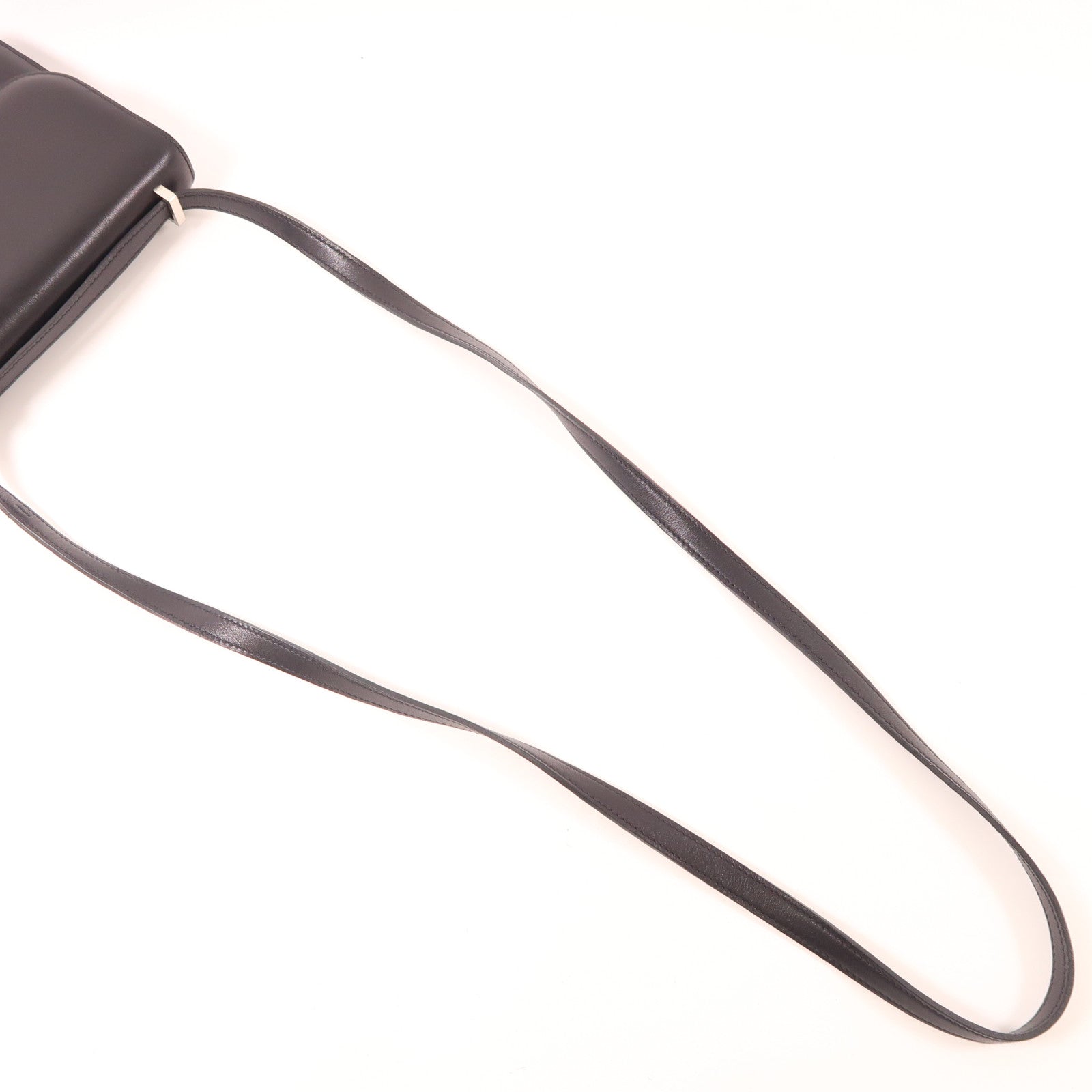 HERMES Evercalf皮革Constance Mini銀扣肩背袋Noir黑色