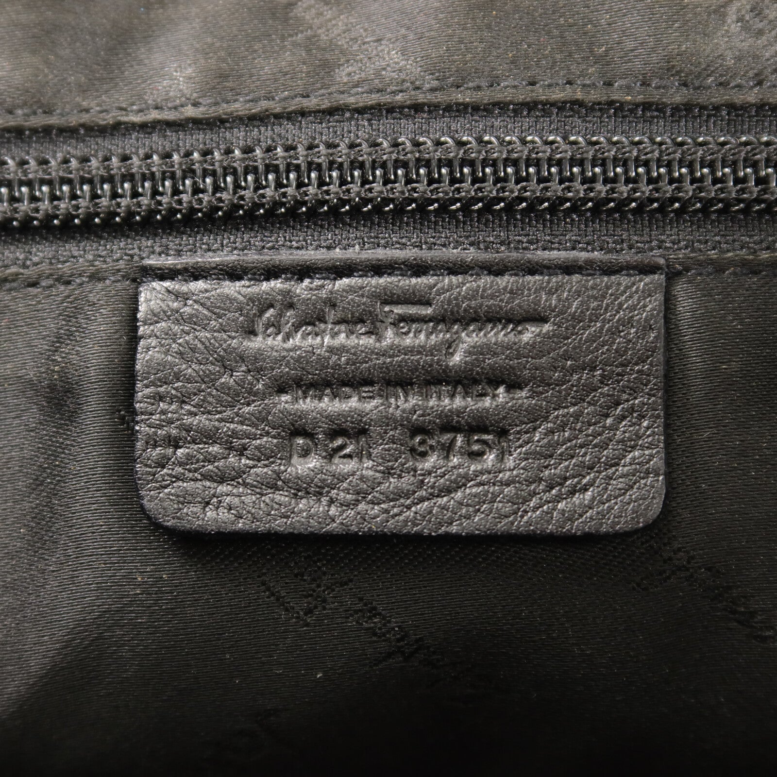 Salvatore Ferragamo 牛皮皮革Shoulder Bag肩背袋