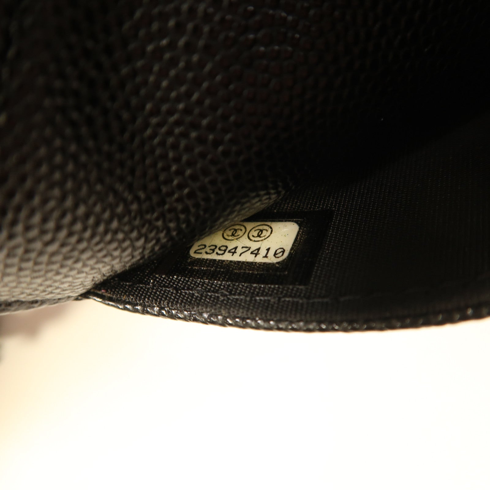 CHANEL 牛皮皮革Boy WOC Wallet On Chain銀扣鏈帶肩背袋黑色