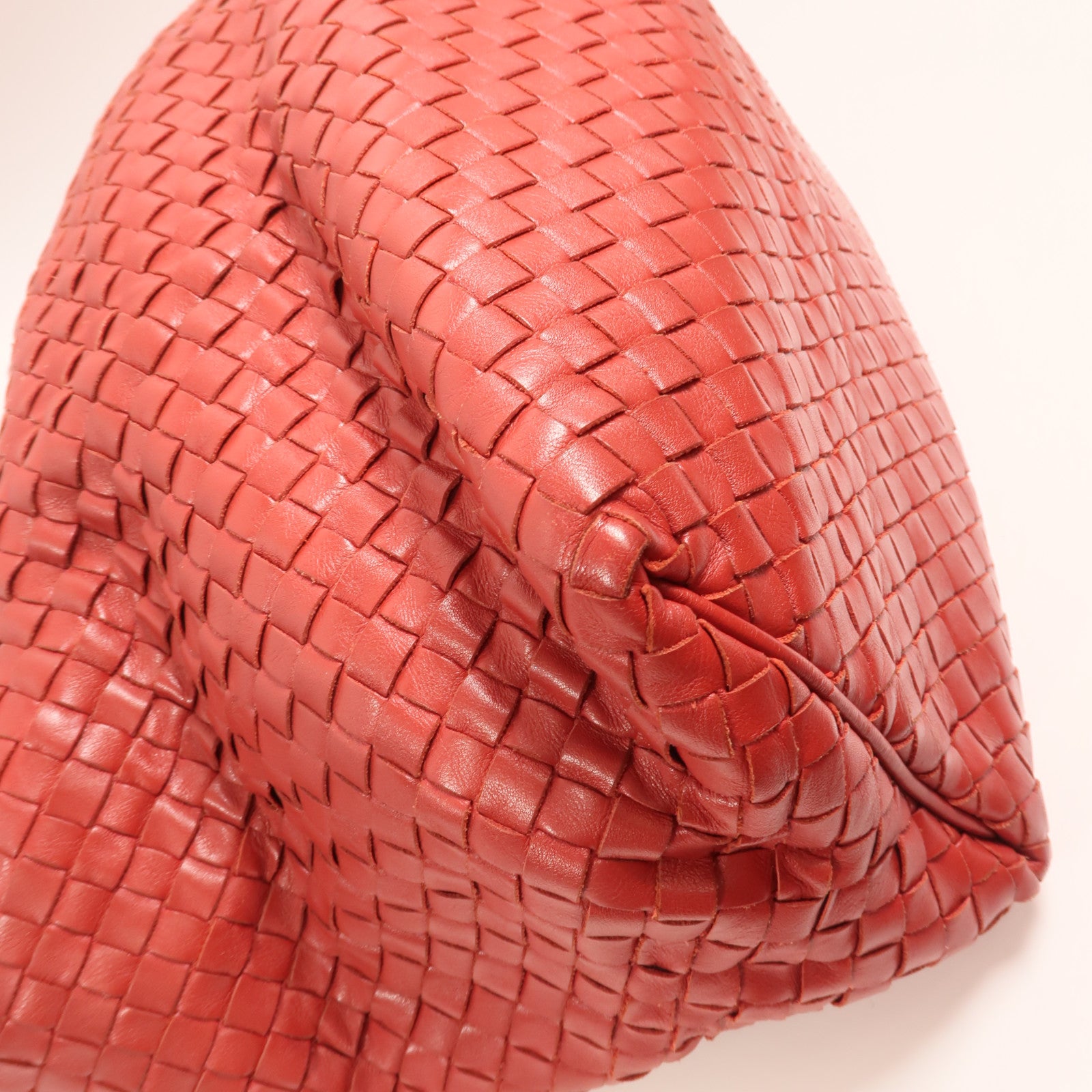 BOTTEGA VENETA 羊皮皮革Shoulder Bag銀扣肩背袋