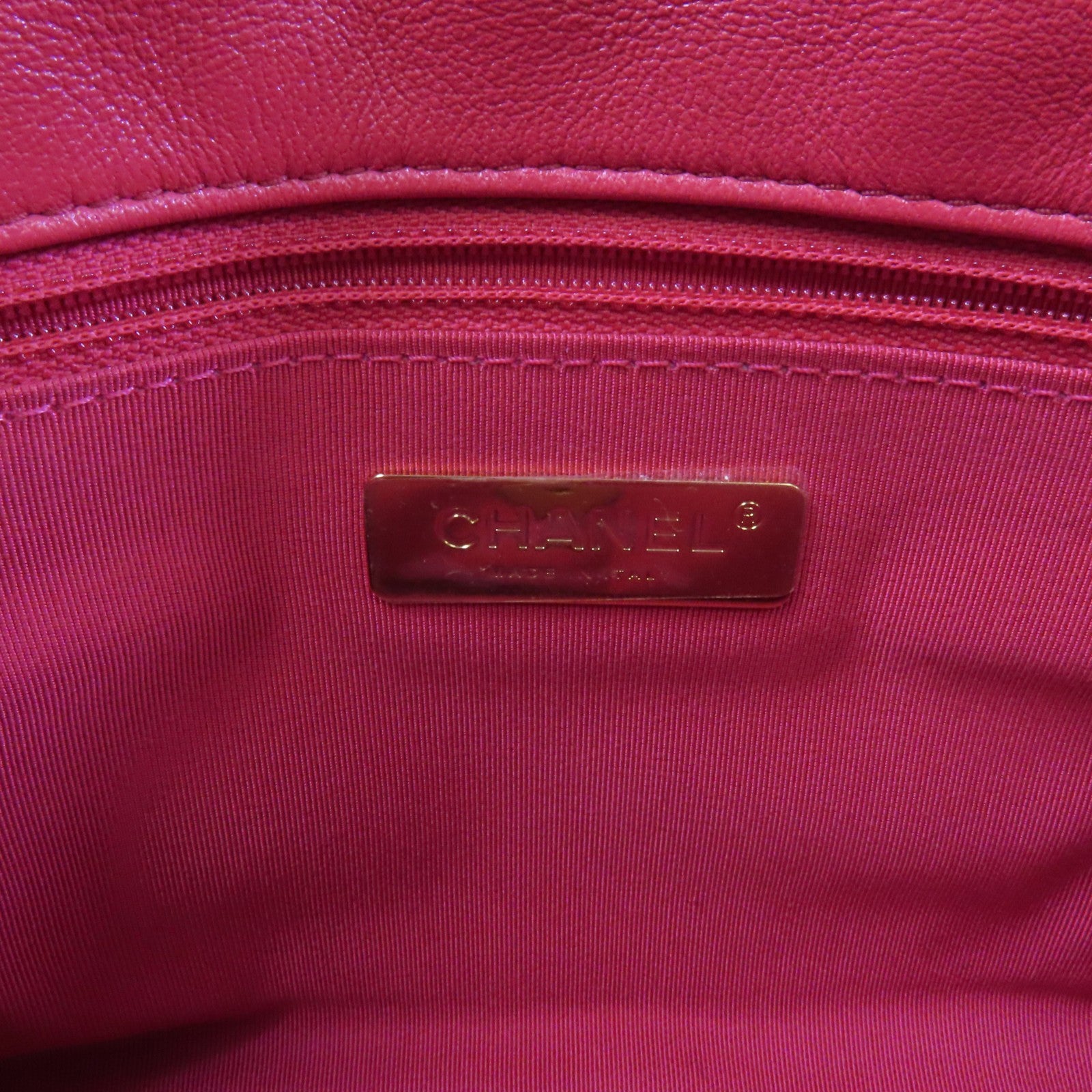 CHANEL 羊皮皮革C19金扣鏈帶手挽肩背兩用袋