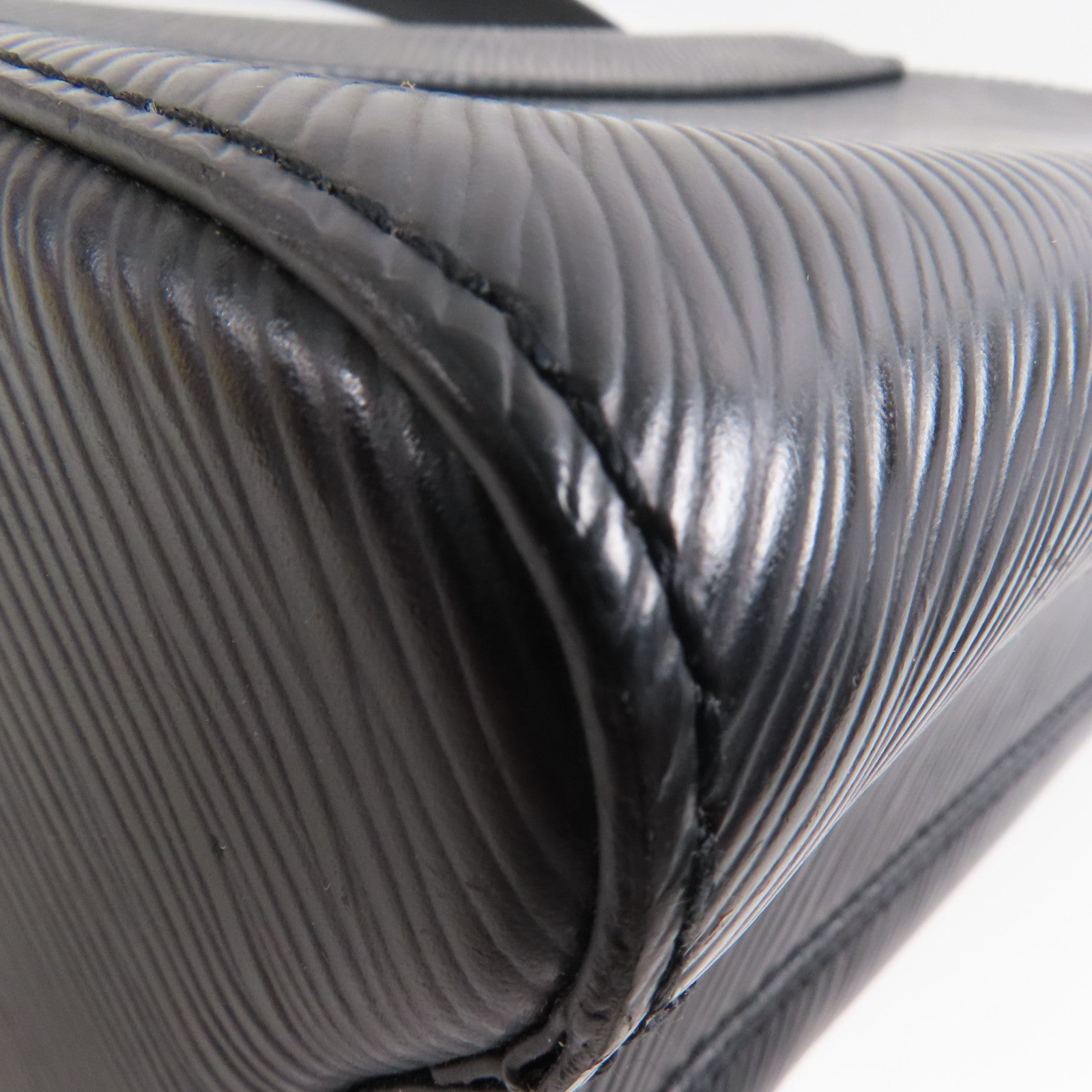 LOUIS VUITTON Epi Twist MM銀扣肩背袋