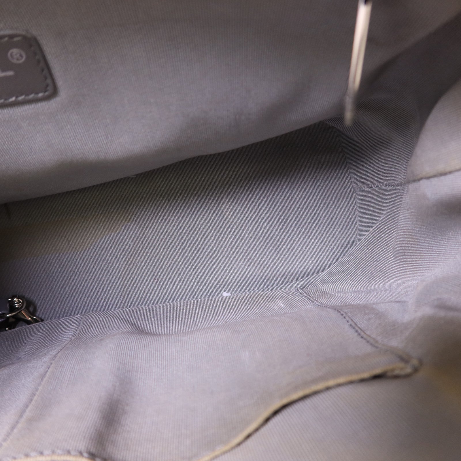 CHANEL 牛皮皮革Gabrielle Large鏈帶肩背袋