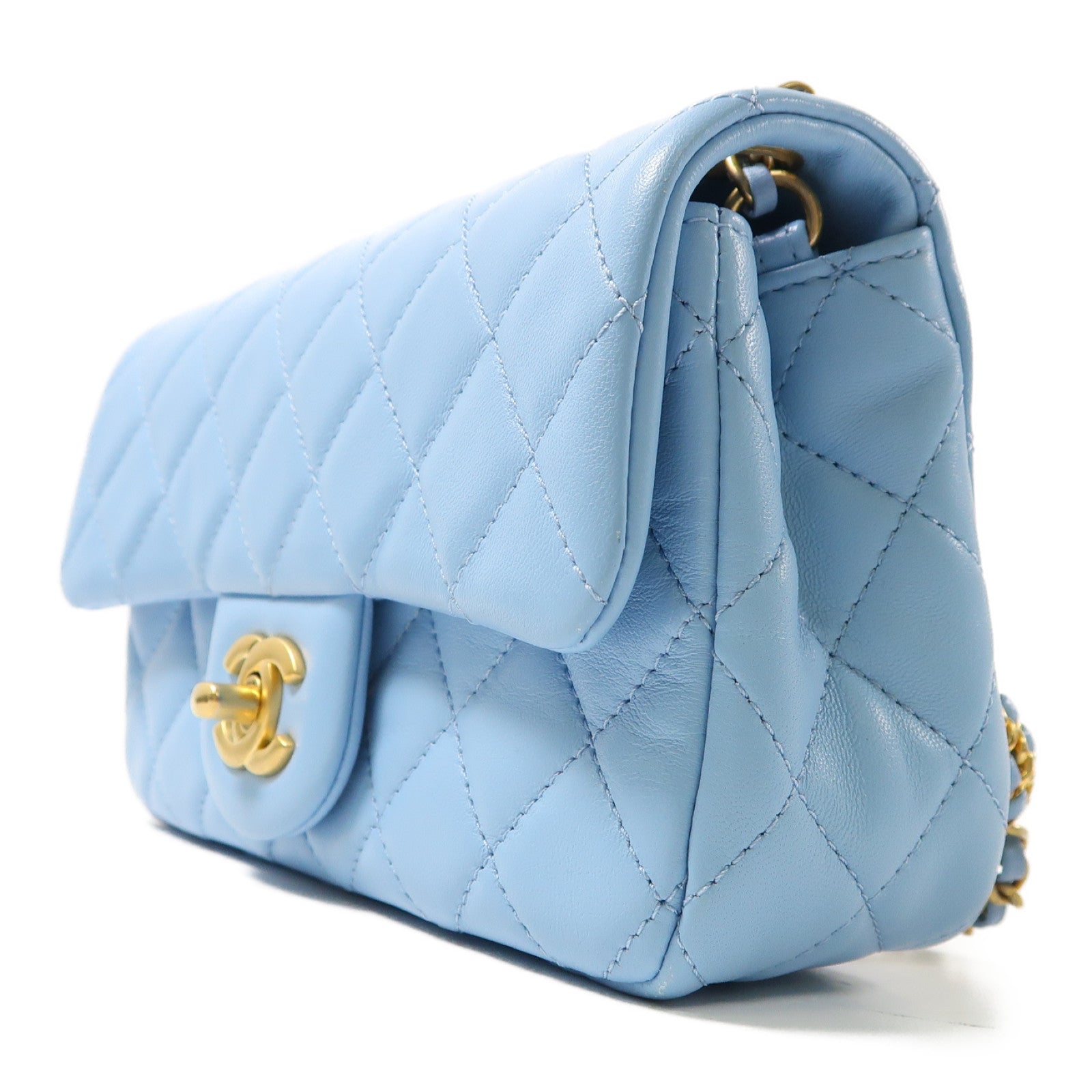 CHANEL 菱格羊皮皮革Chain Shoulder金扣鏈帶肩背袋淺藍色