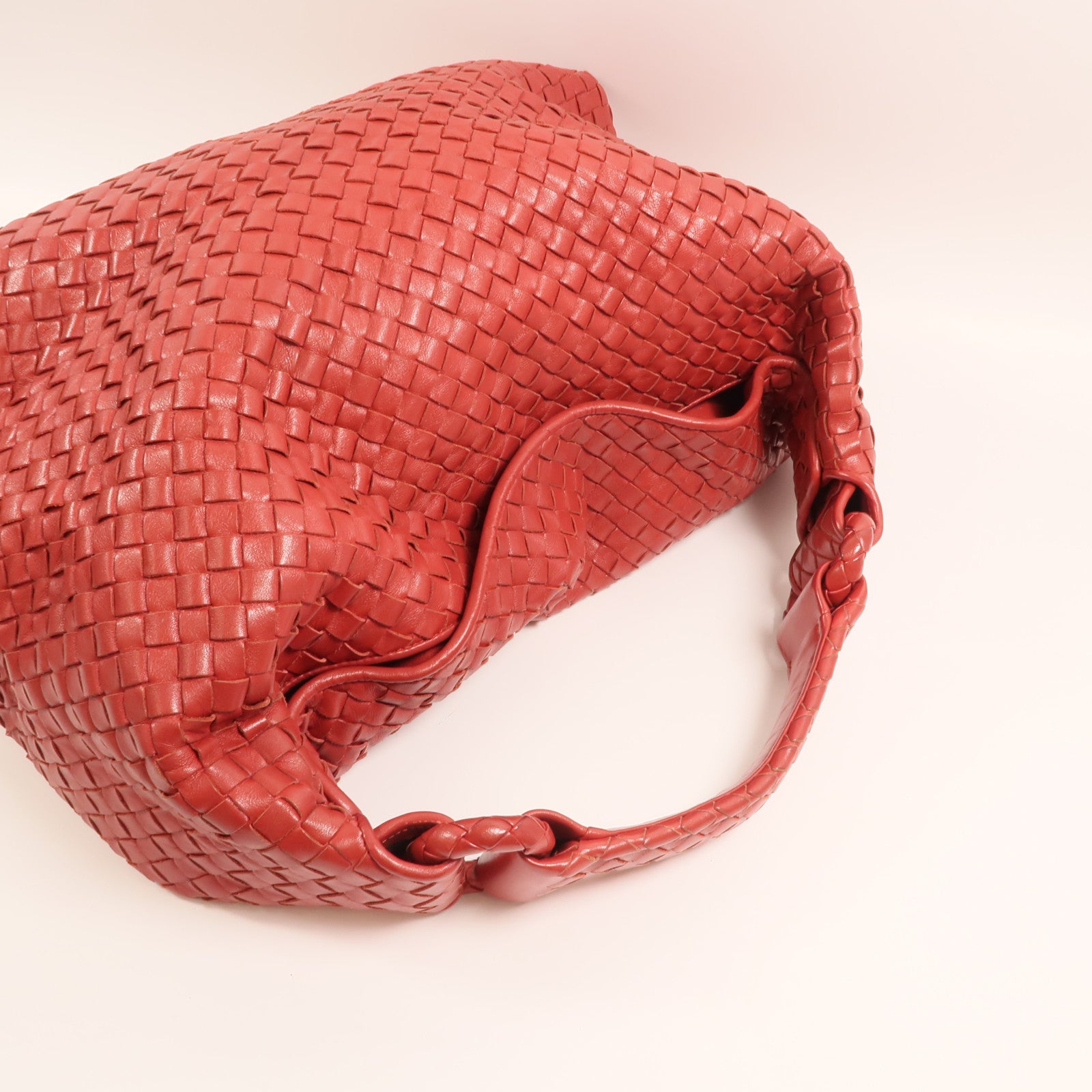 BOTTEGA VENETA 羊皮皮革Shoulder Bag銀扣肩背袋