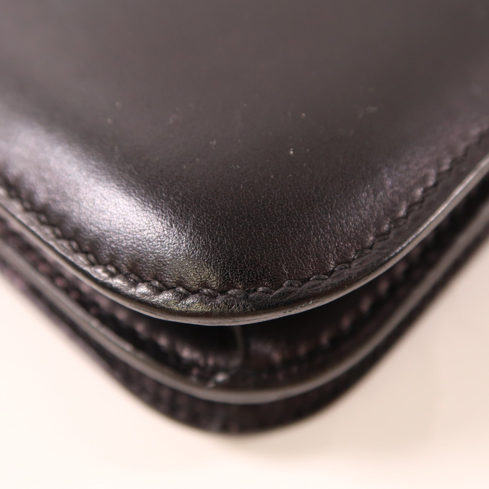 HERMES Evercalf皮革Constance Mini銀扣肩背袋Noir黑色