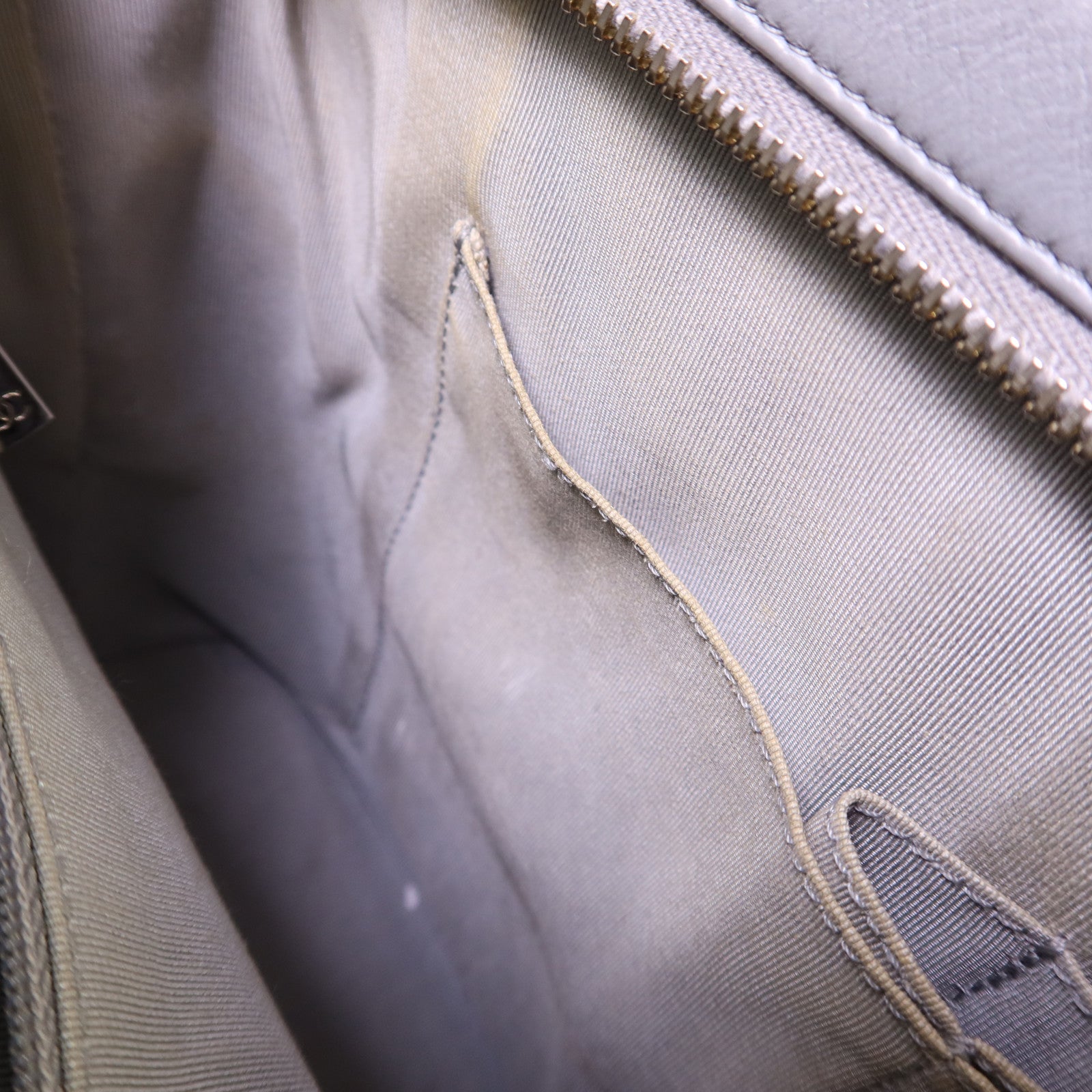 CHANEL 牛皮皮革Gabrielle Large鏈帶肩背袋