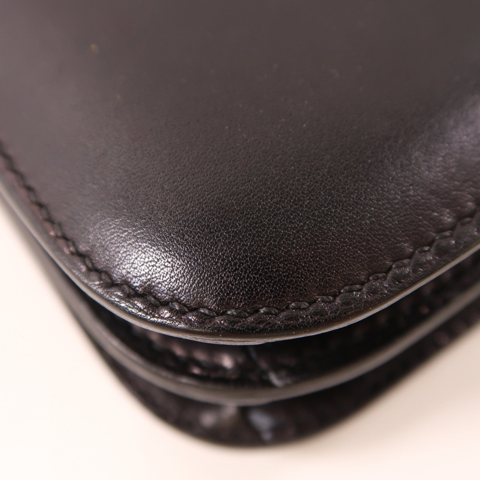 HERMES Evercalf皮革Constance Mini銀扣肩背袋Noir黑色