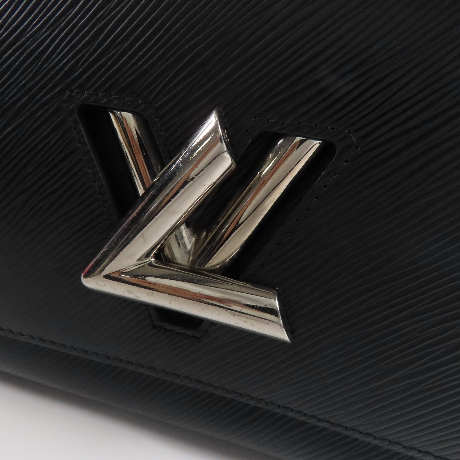 LOUIS VUITTON 【激減優惠】Epi Twist MM銀扣肩背袋