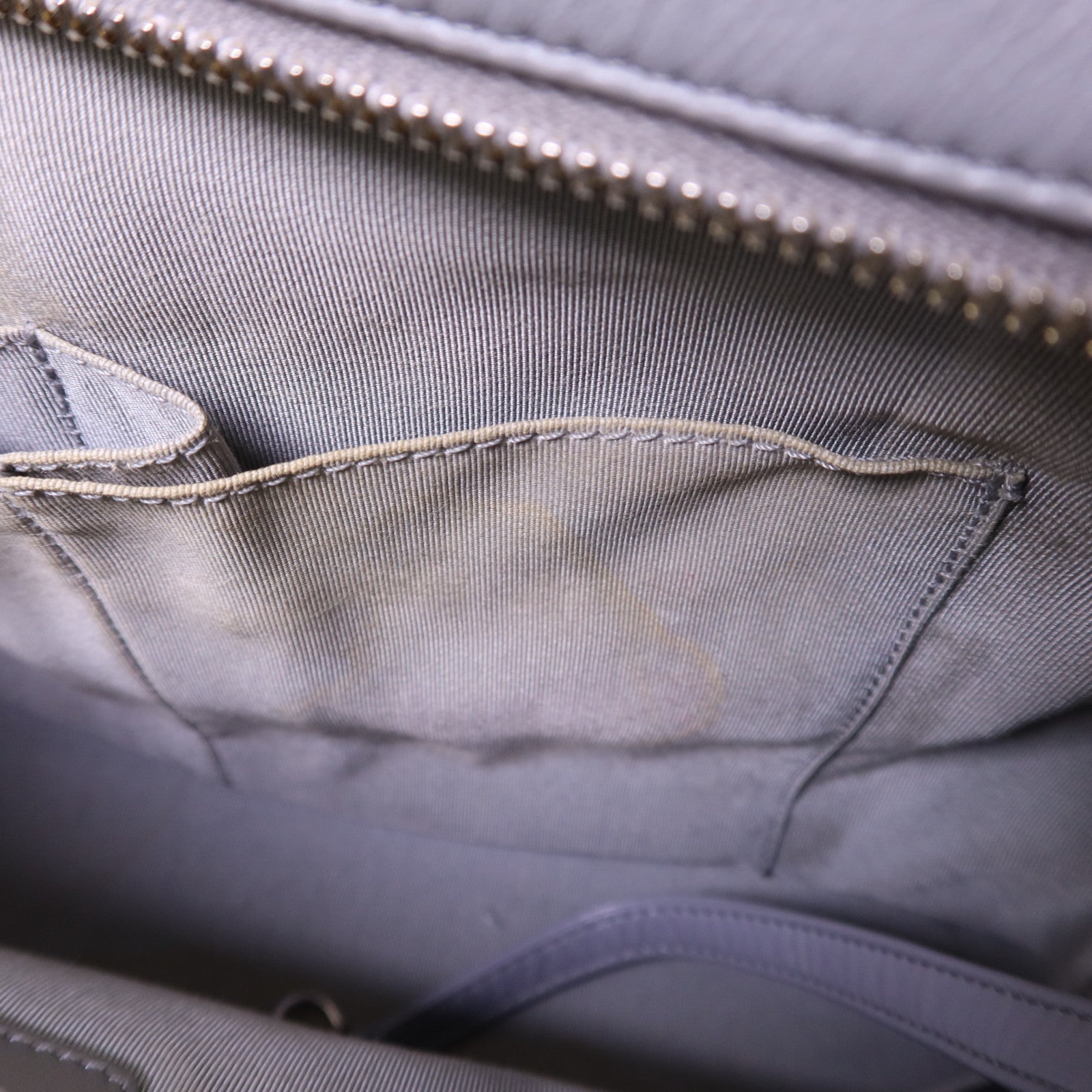 CHANEL 牛皮皮革Gabrielle Large鏈帶肩背袋