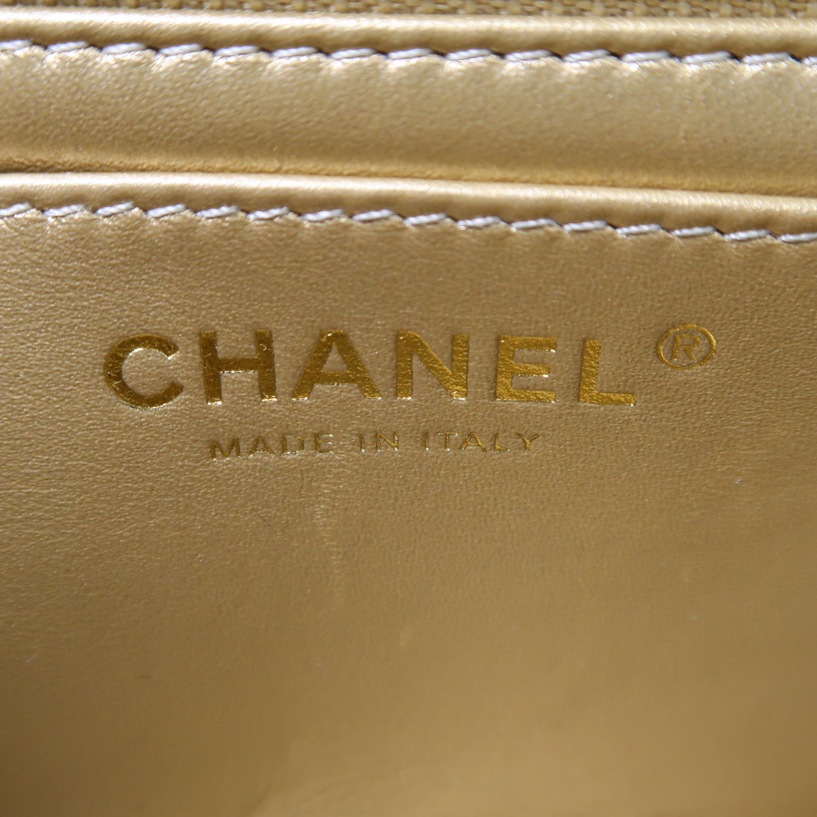 CHANEL 菱格羊皮皮革Chain Shoulder金扣鏈帶肩背袋淺藍色