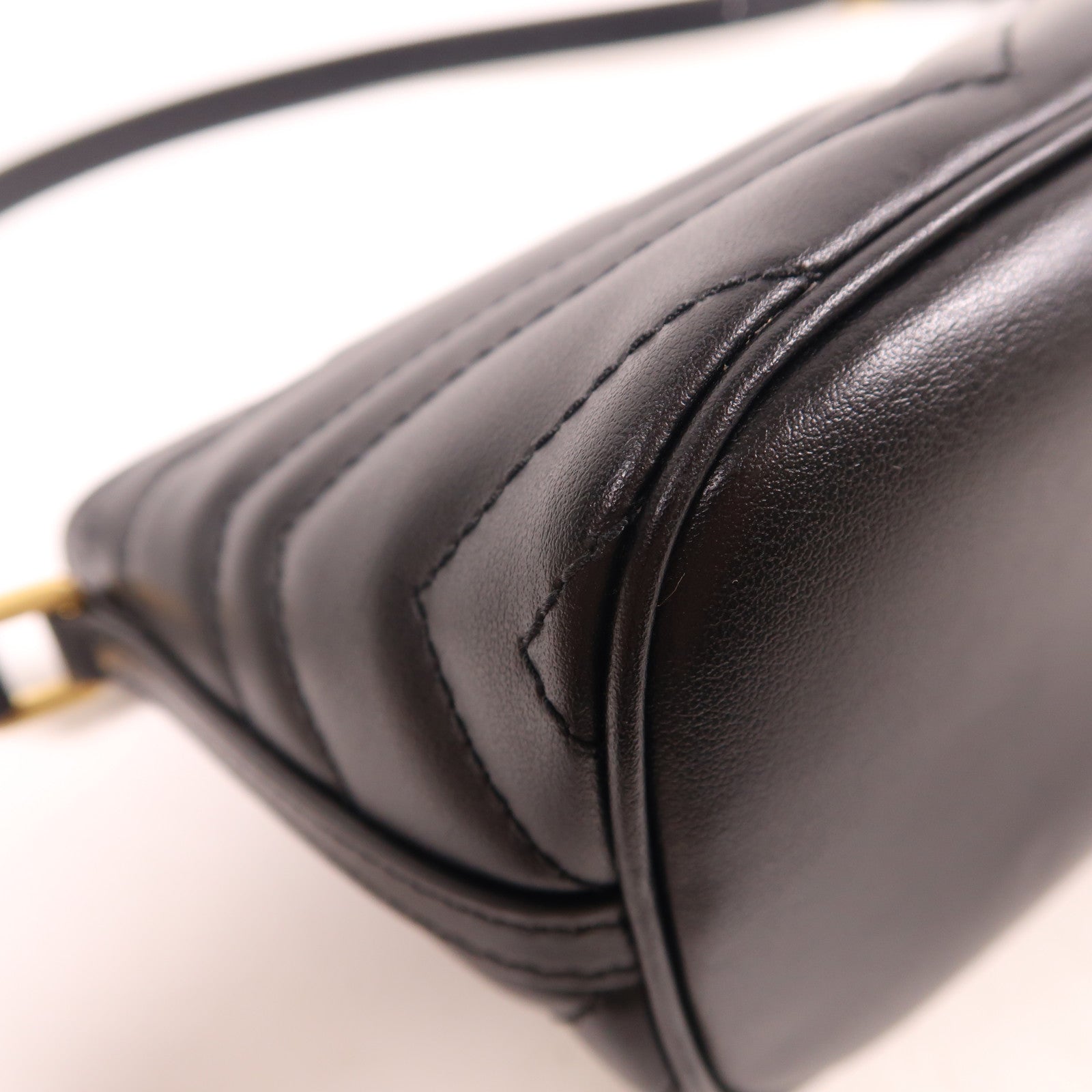 GUCCI 【激減優惠】牛皮皮革Marmont金扣肩背袋