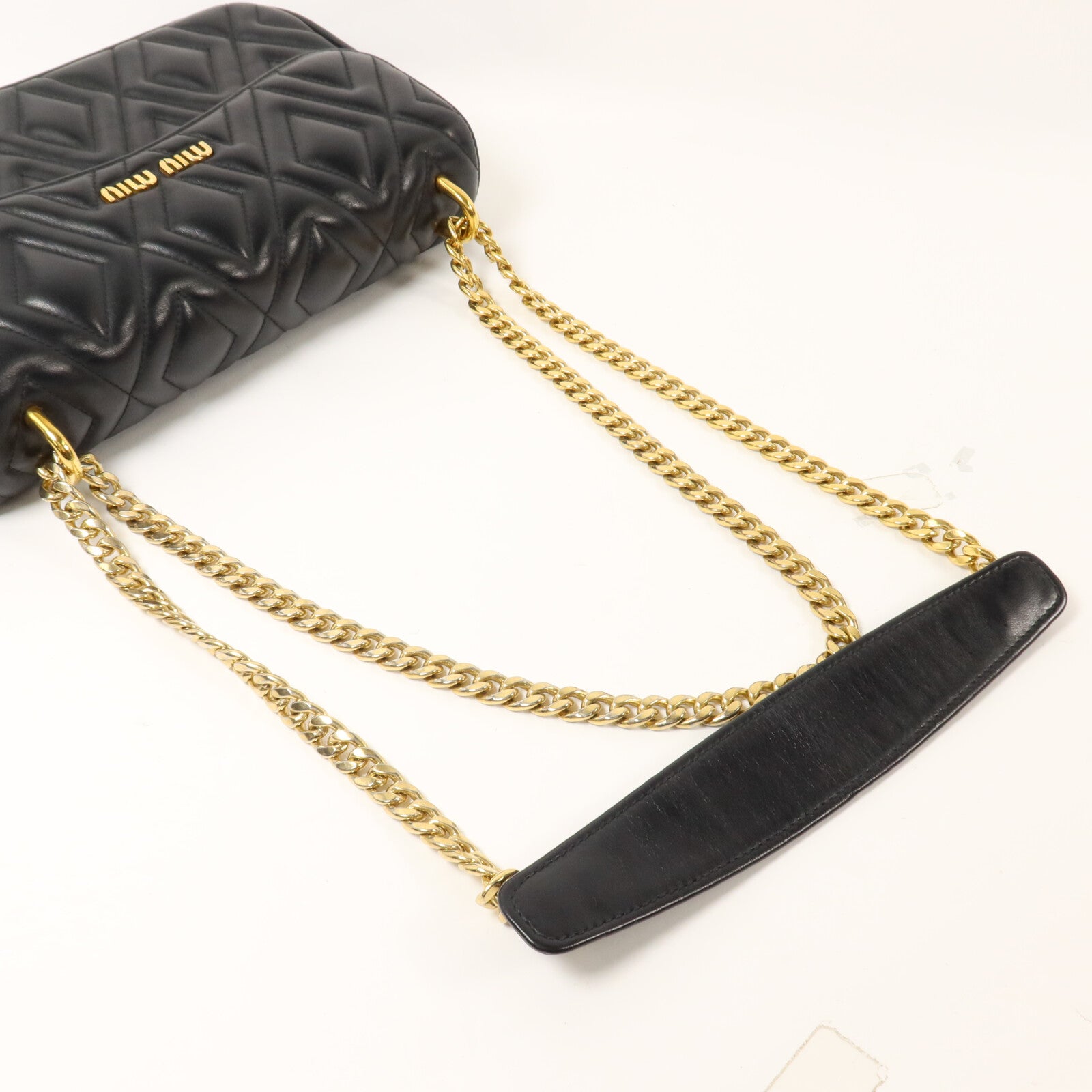 Miu Miu 牛皮皮革Shoulder Bag鏈帶肩背袋