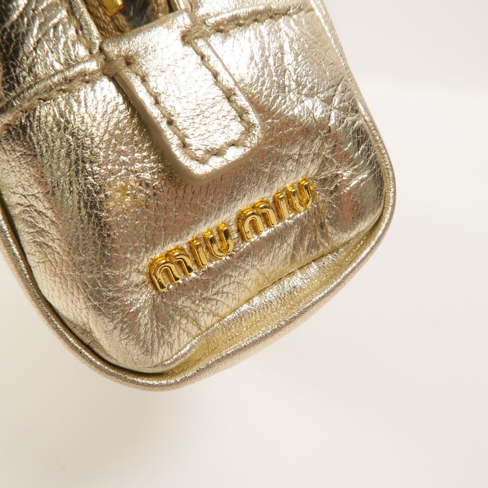 Miu Miu Pleated Leather皮革Metallic Nappa Plisse Long Clutch手拿包