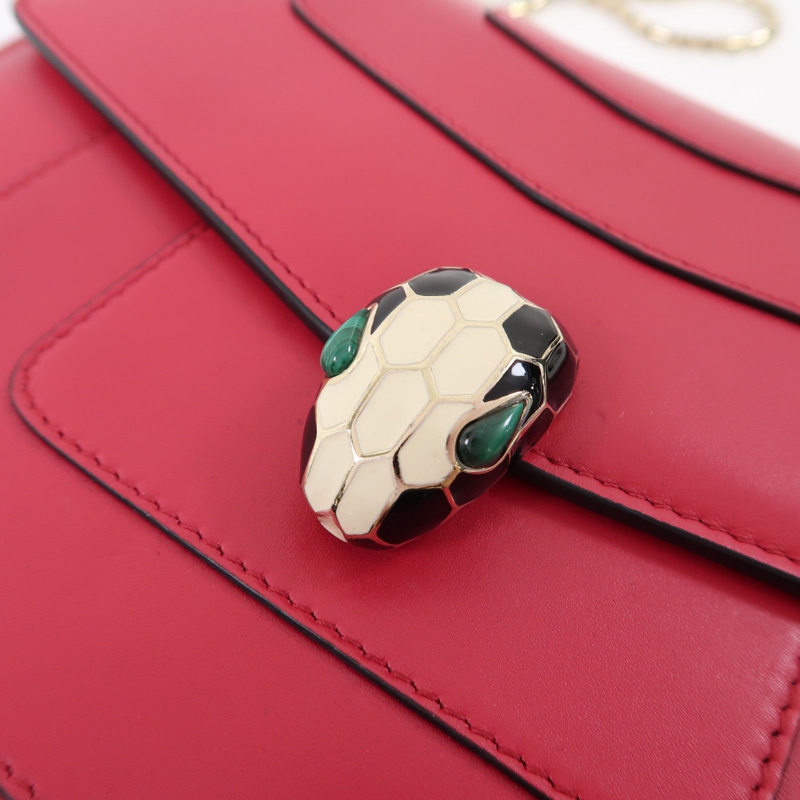BVLGARI 牛皮皮革Serpenti Forever Bag Medium金扣鏈帶肩背袋粉紅色