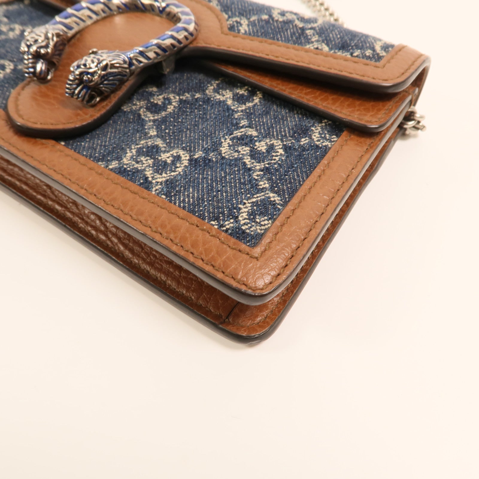 GUCCI 牛仔布Dionysus Wallet On Chain銀扣鏈帶肩背袋