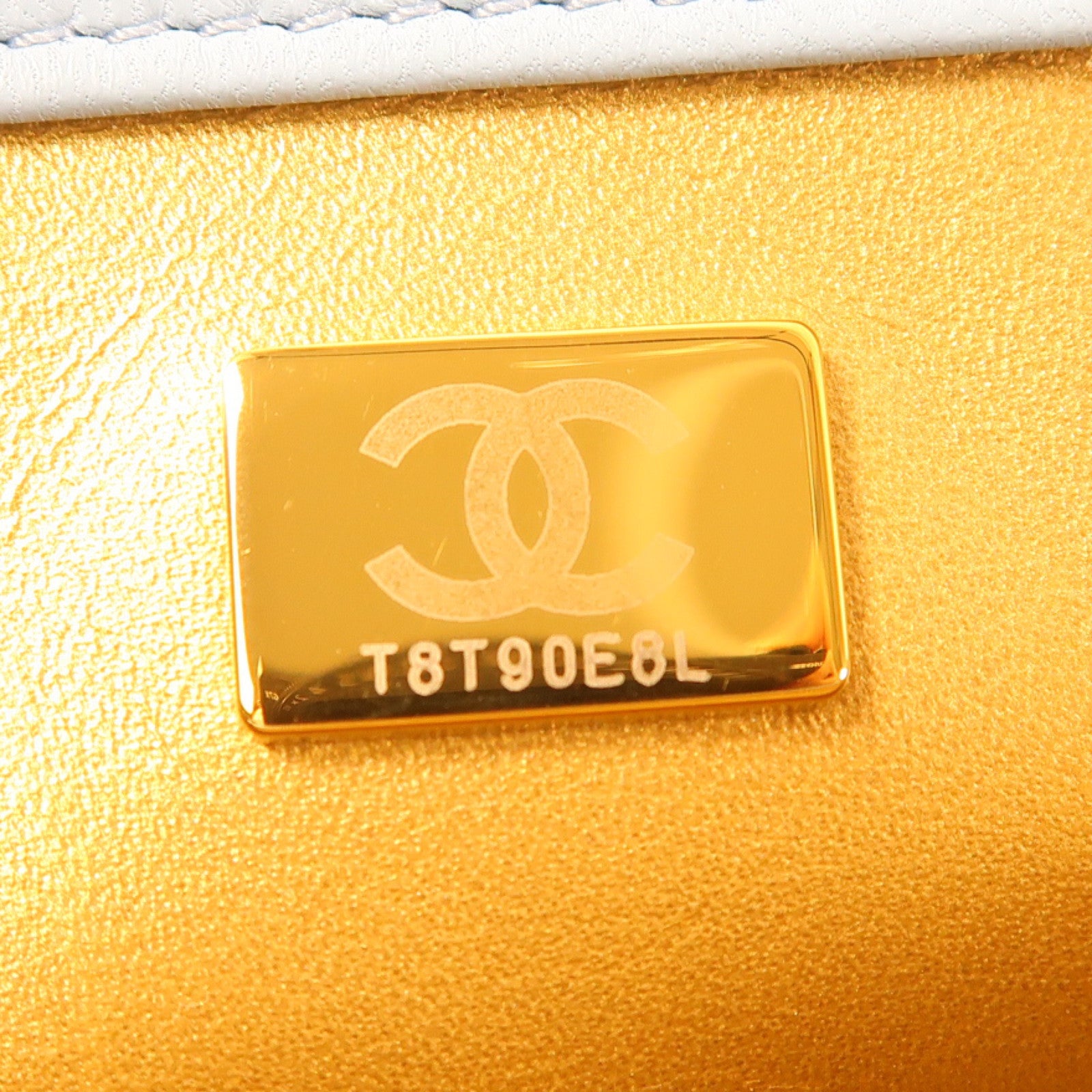 CHANEL 菱格羊皮皮革Chain Shoulder金扣鏈帶肩背袋淺藍色