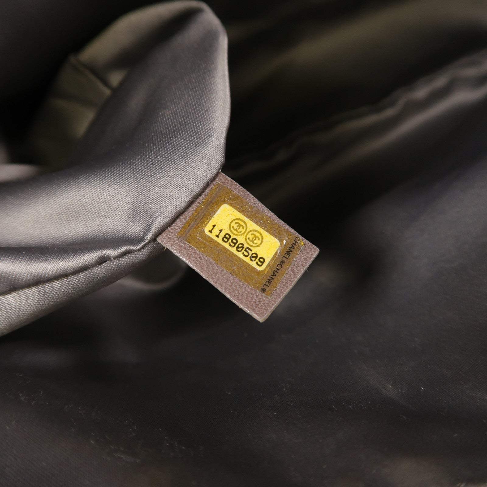 CHANEL 牛皮皮革Chain Shoulder銀扣鏈帶肩背袋