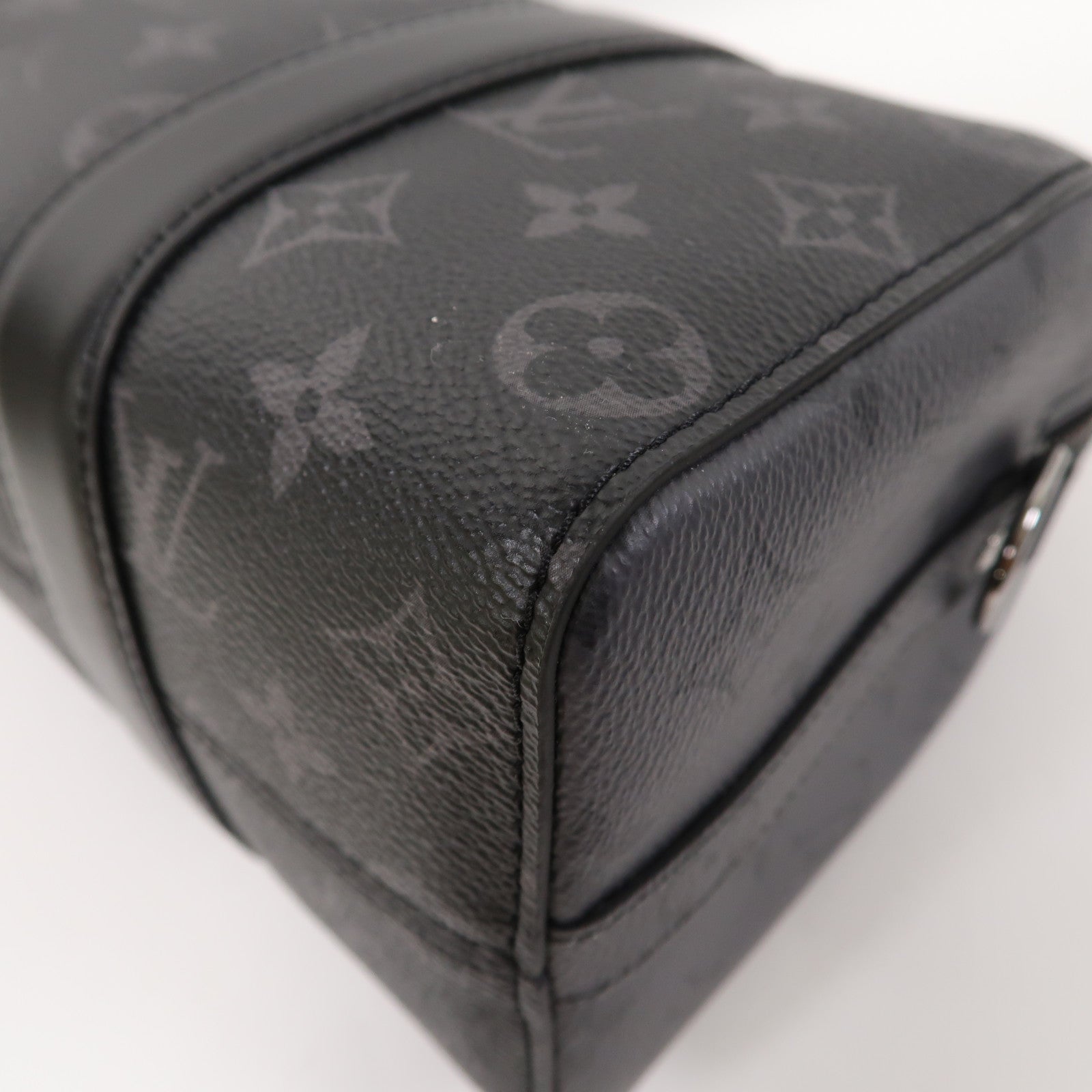 LOUIS VUITTON Monogram Eclipse City keepall肩背袋黑色/灰色