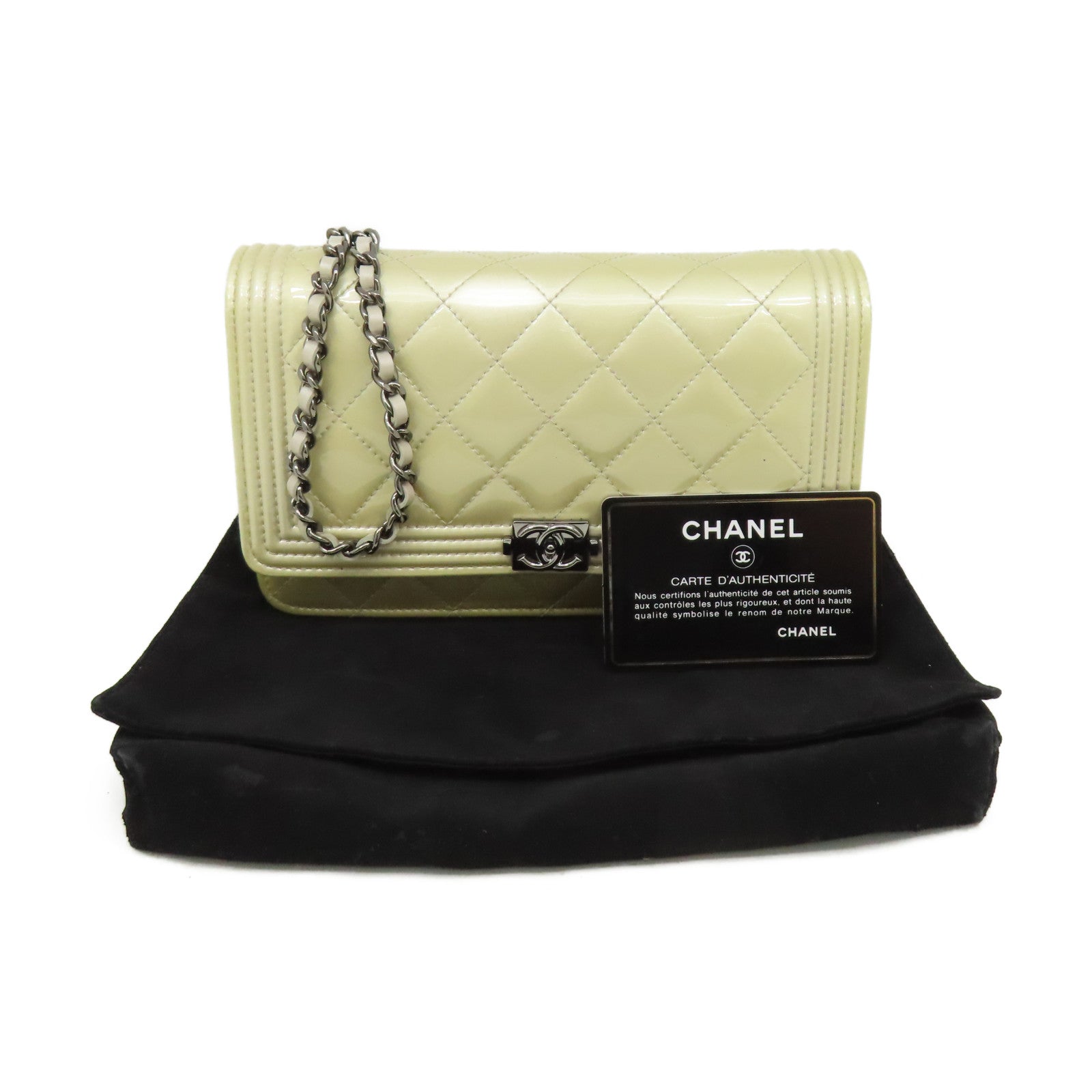 CHANEL 【激減優惠】菱格漆皮皮革WOC Wallet On Chain Shoulder Bag銀扣鏈帶肩背袋杏色