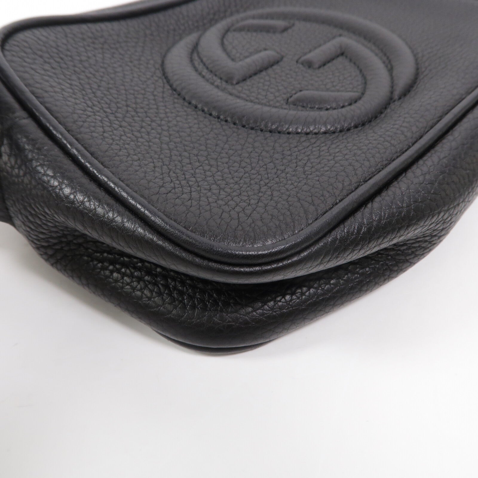GUCCI 牛皮皮革Soho Disco Small肩背袋
