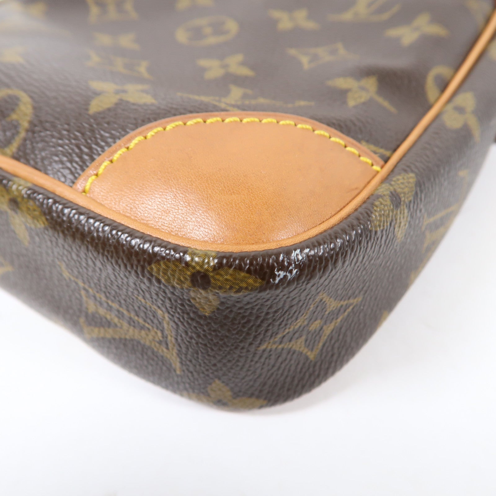 LOUIS VUITTON Monogram Danube金扣肩背袋啡色