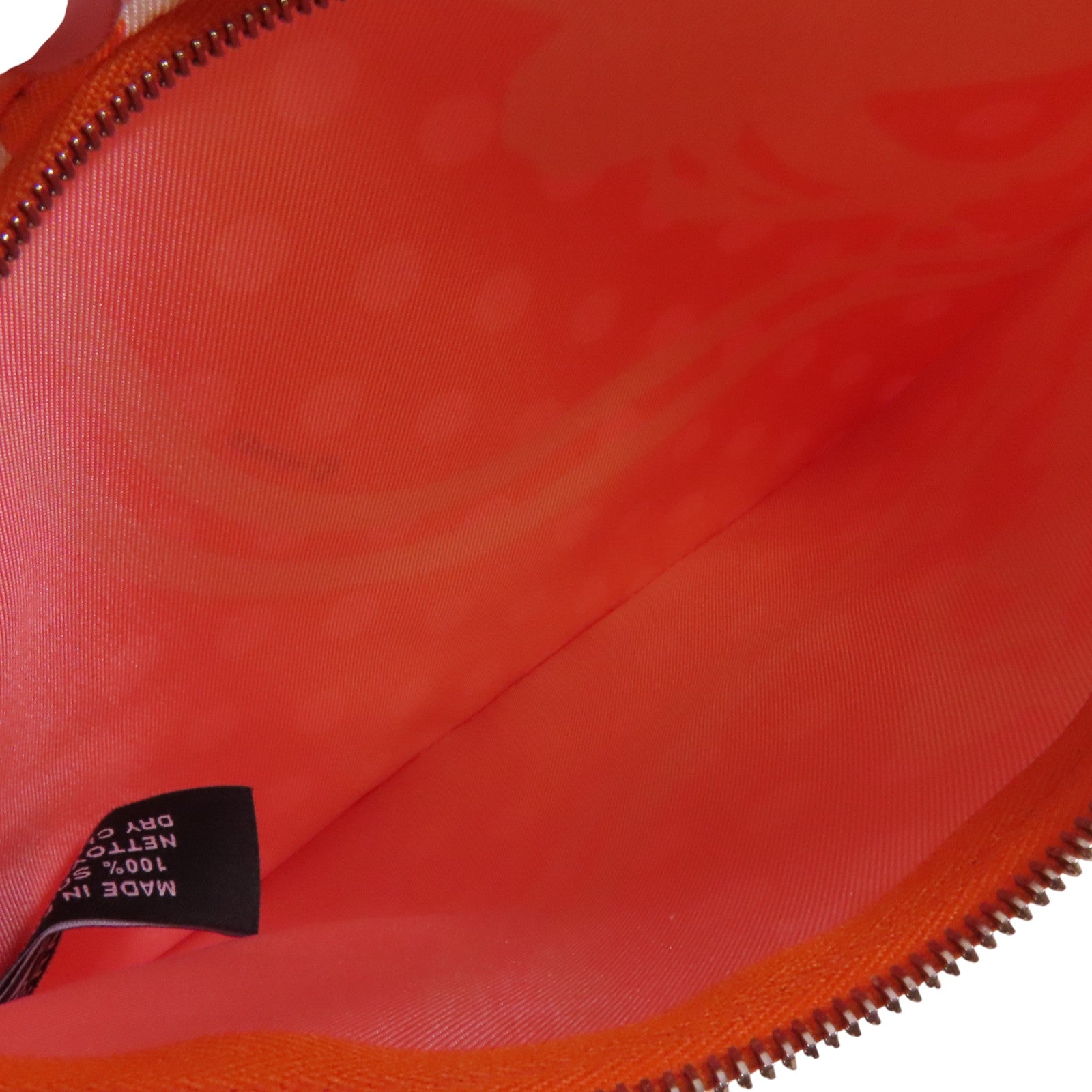 HERMES 絲質Silky City銀扣肩背袋