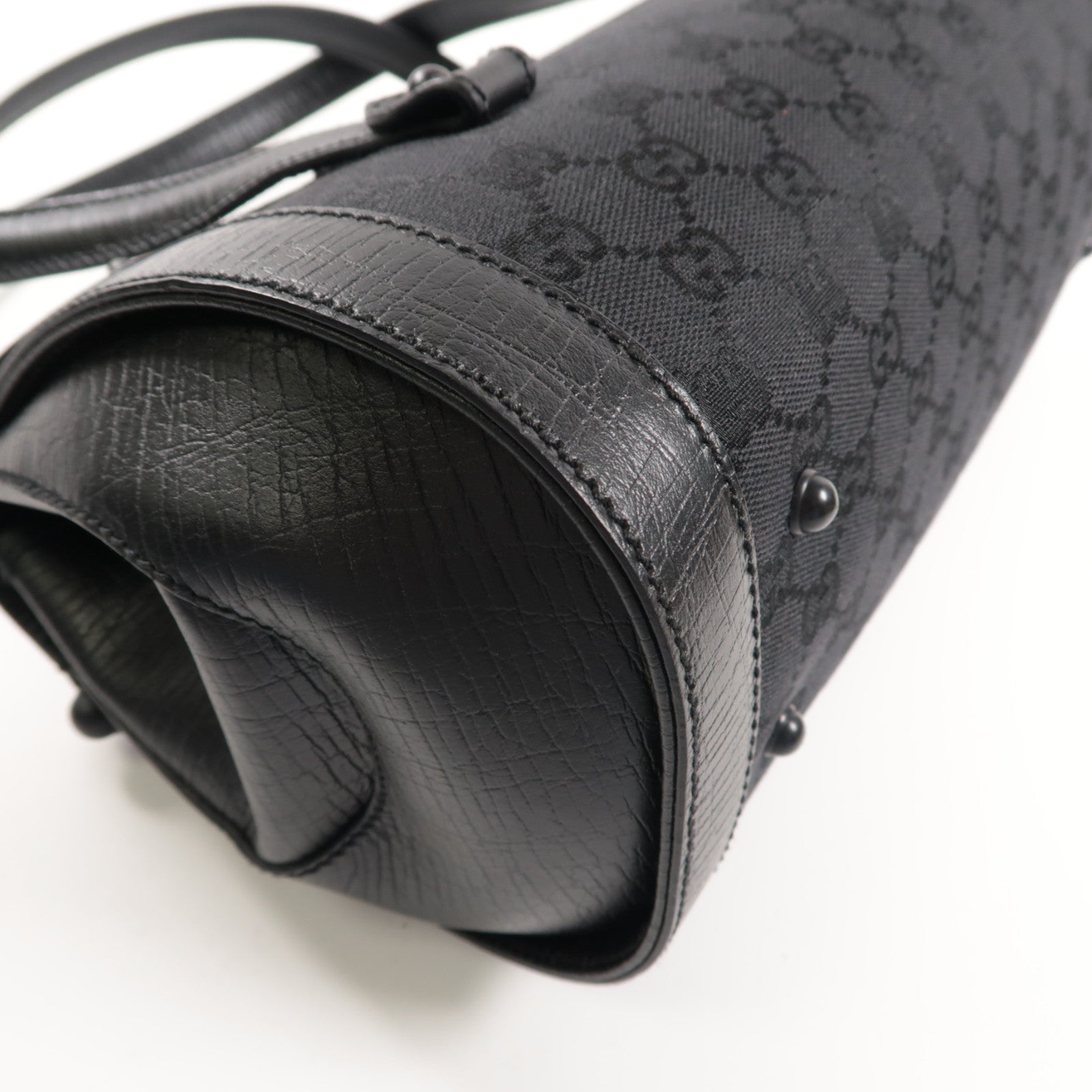 GUCCI 帆布Bamboo Bullet黑扣肩背袋黑色