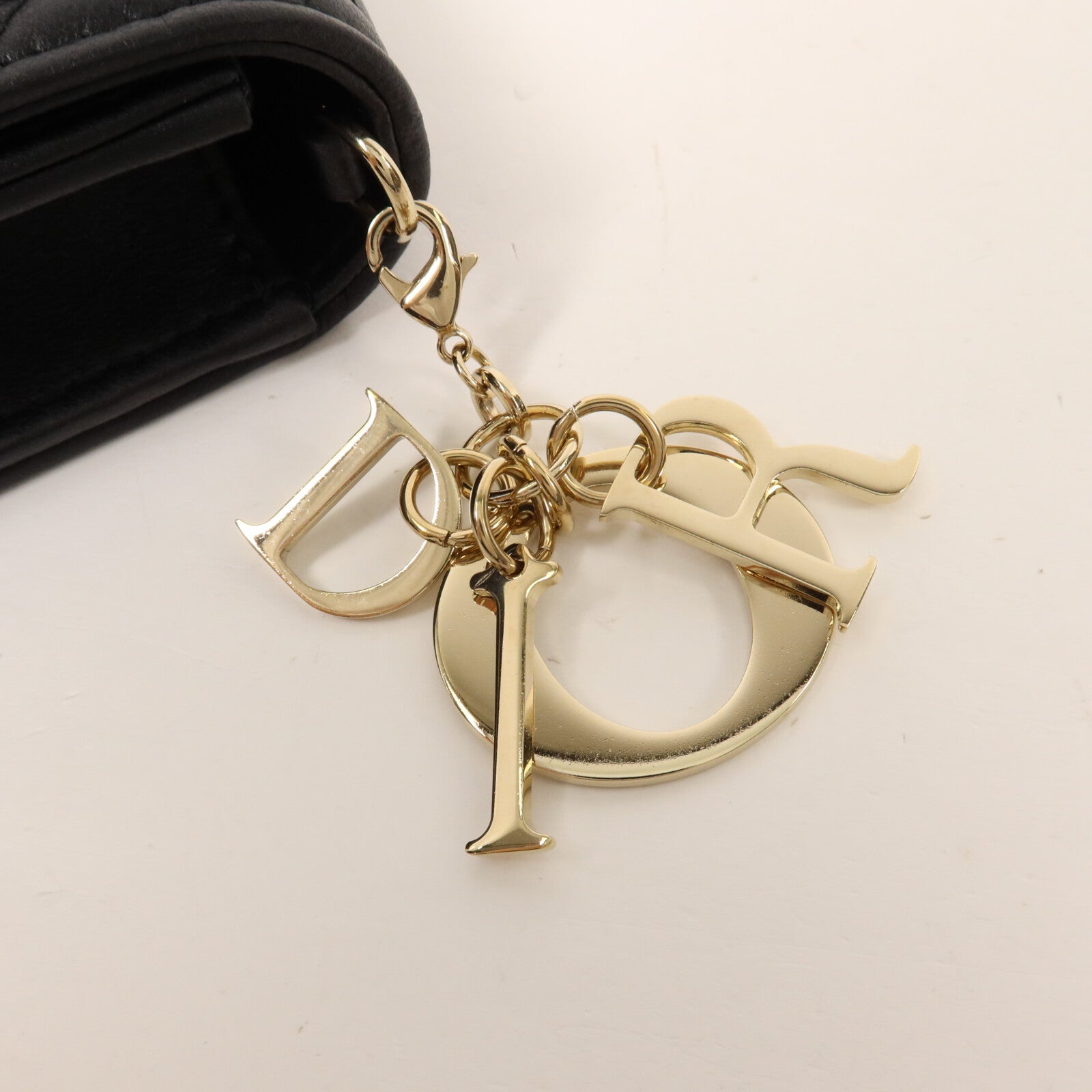 Dior 羊皮皮革Lady Dior Pouch鏈帶肩背袋
