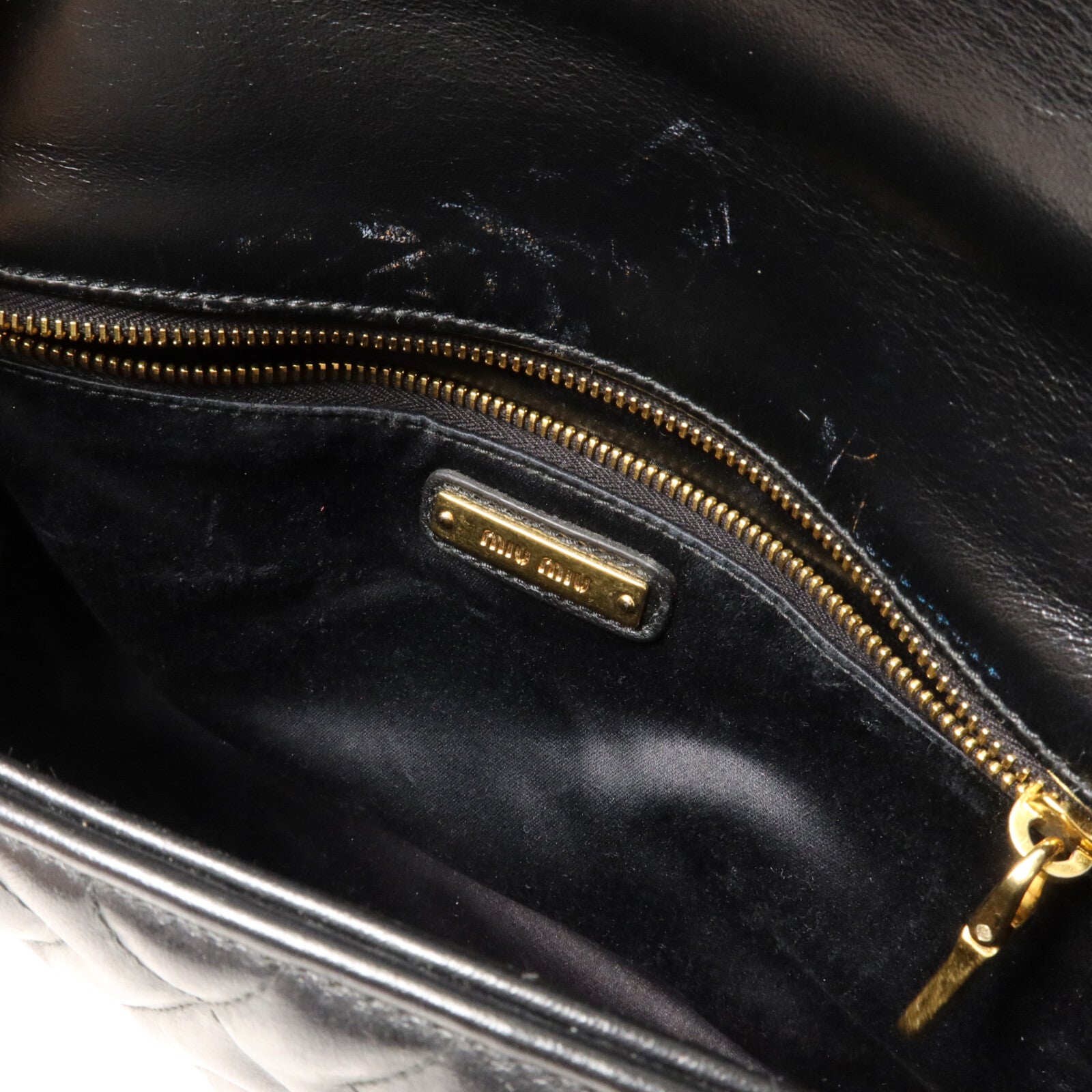Miu Miu 牛皮皮革Shoulder Bag鏈帶肩背袋