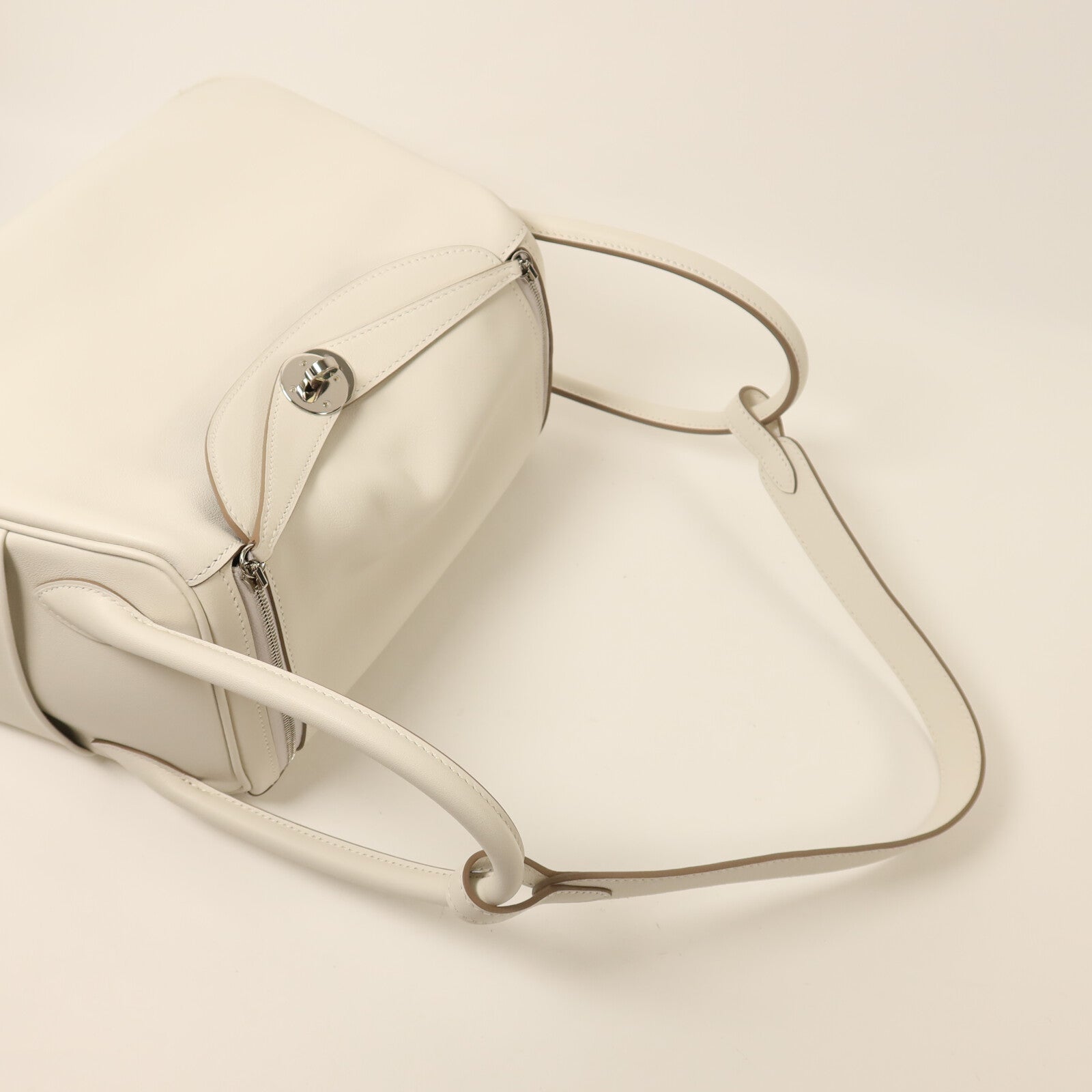 HERMES Swift皮革Lindy 26手挽肩背兩用袋Gris Pale/Gris Meyer