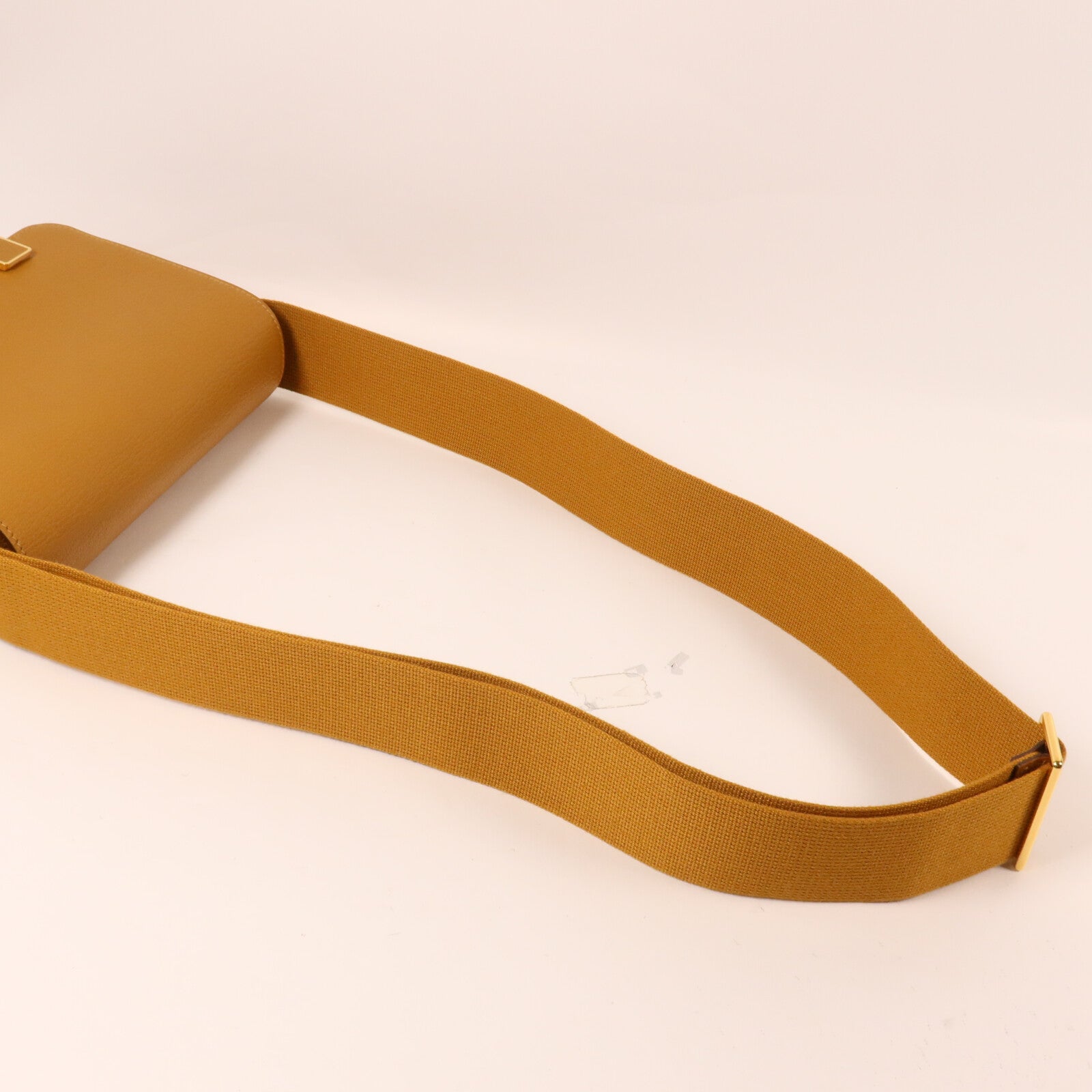 HERMES Chevre皮革Geta肩背袋Caramel