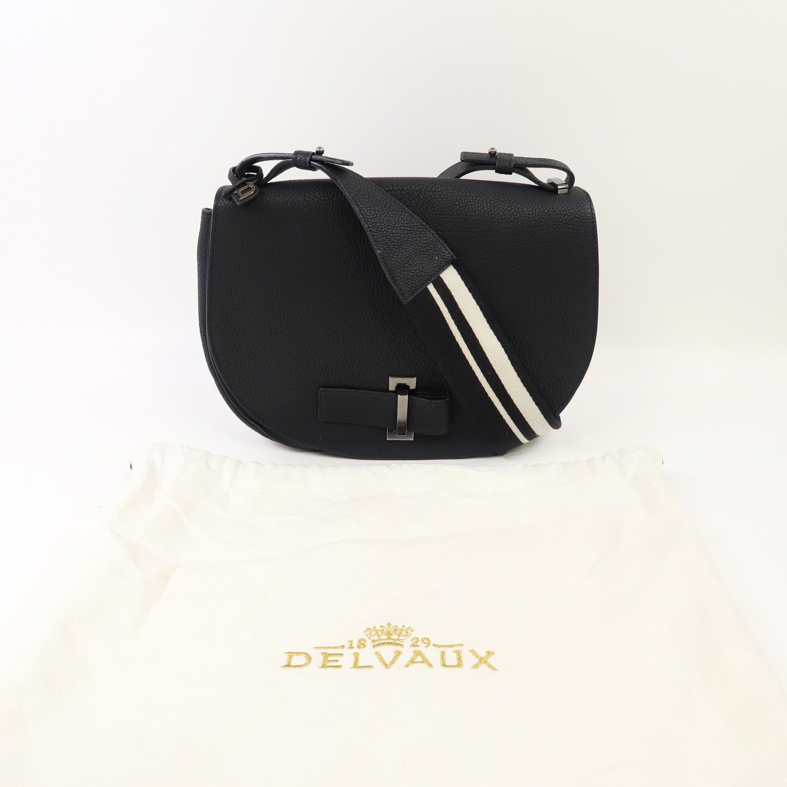 Delvaux 牛皮皮革Le Mutin MM銀扣肩背袋黑色