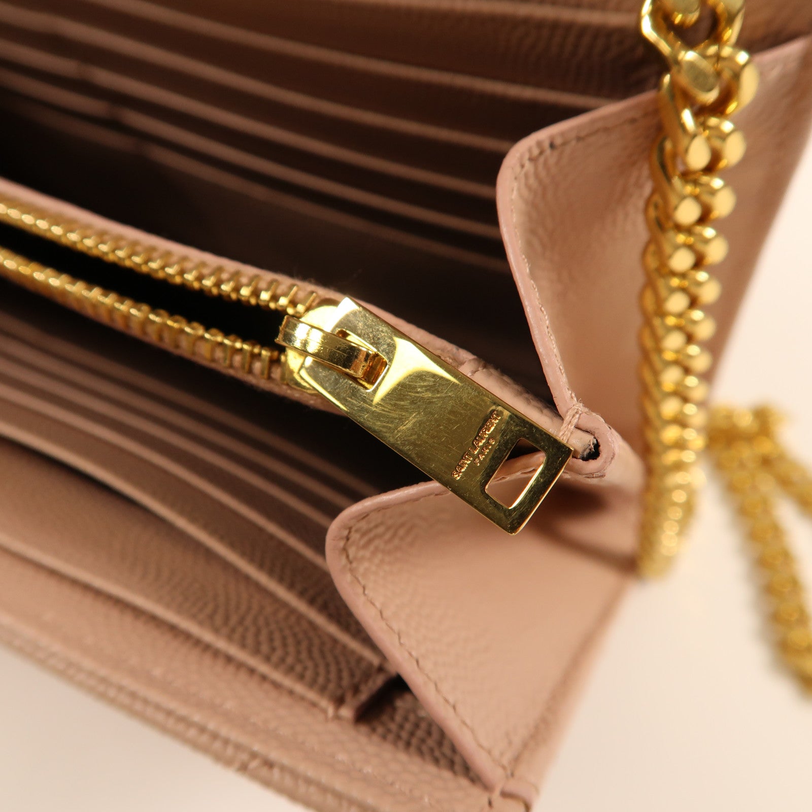 SAINT LAURENT 牛皮皮革Chain Shoulder金扣鏈帶肩背袋