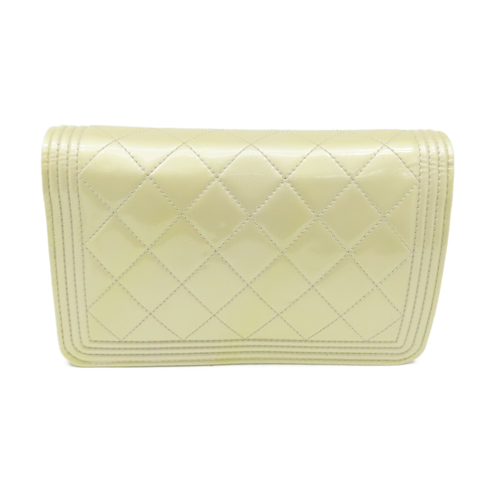 CHANEL 【激減優惠】菱格漆皮皮革WOC Wallet On Chain Shoulder Bag銀扣鏈帶肩背袋杏色