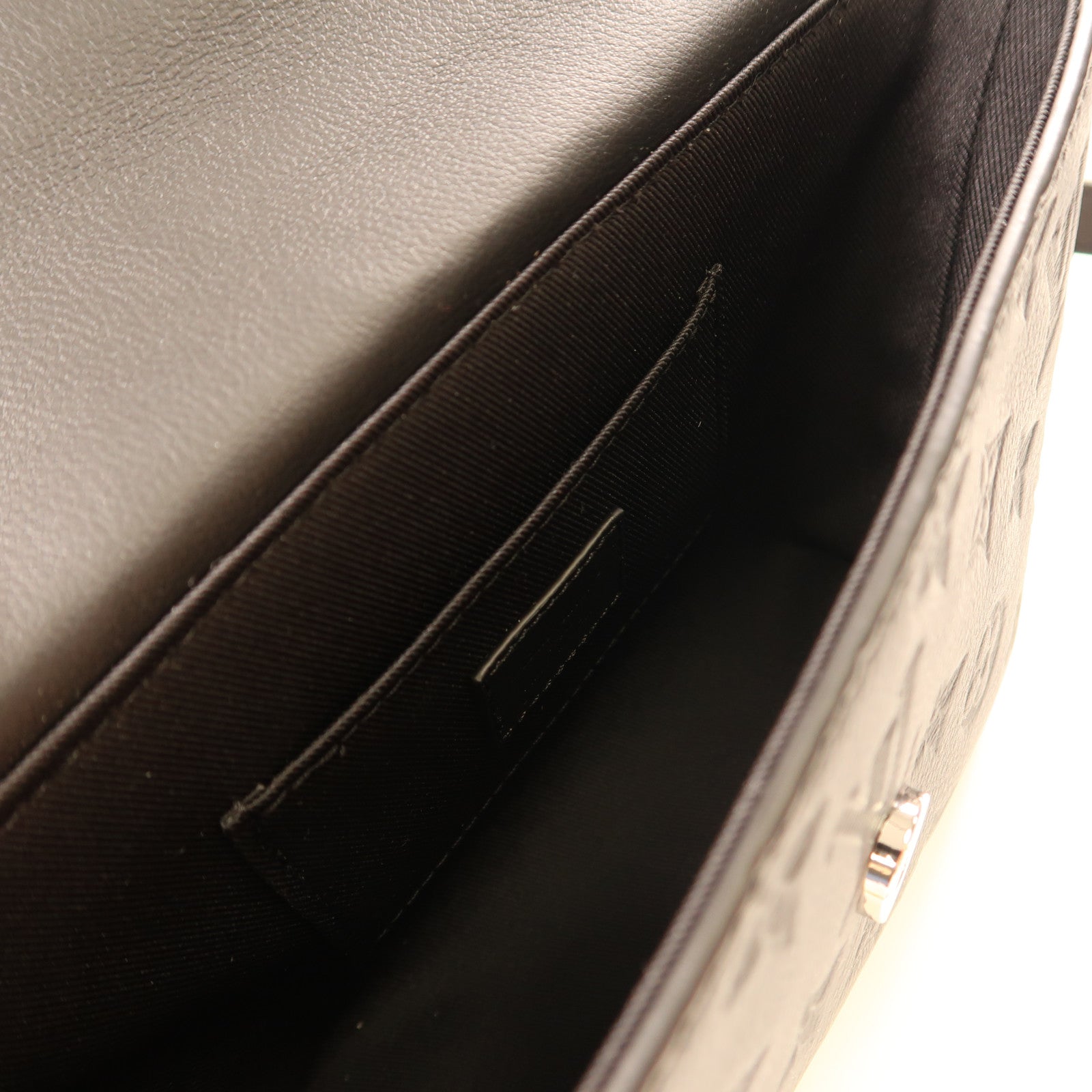 LOUIS VUITTON Monogram Shadow Pulse Wearable Wallet肩背袋黑色