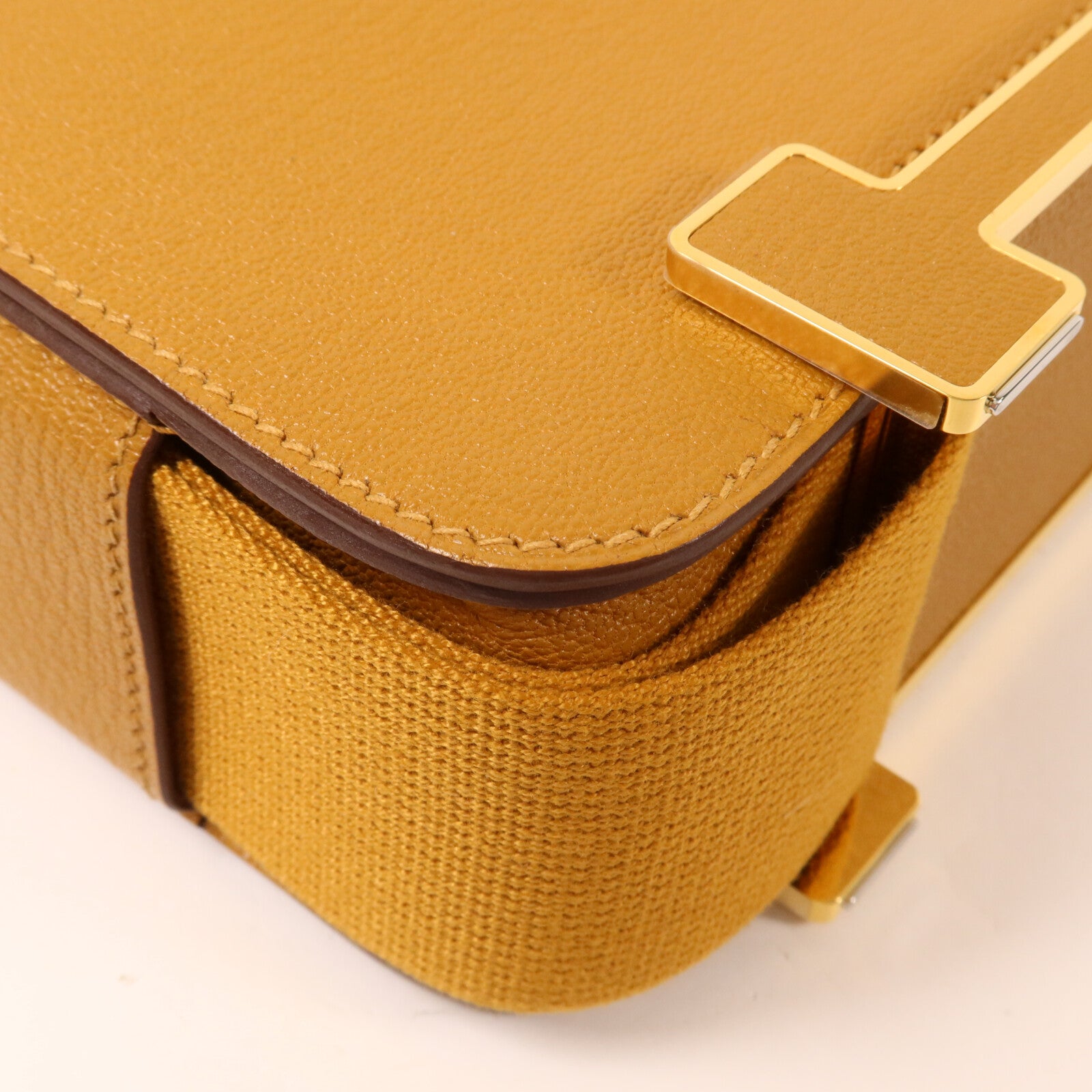 HERMES Chevre皮革Geta肩背袋Caramel