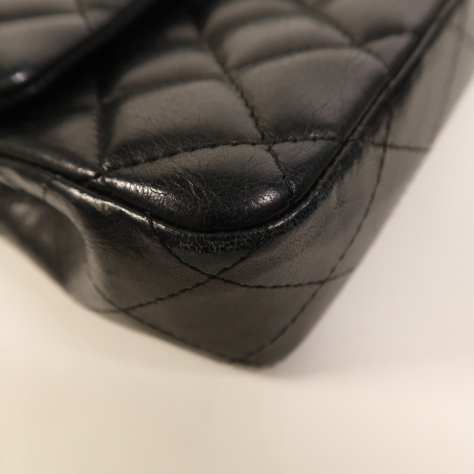 CHANEL 羊皮皮革Chain Shoulder銀扣鏈帶肩背袋