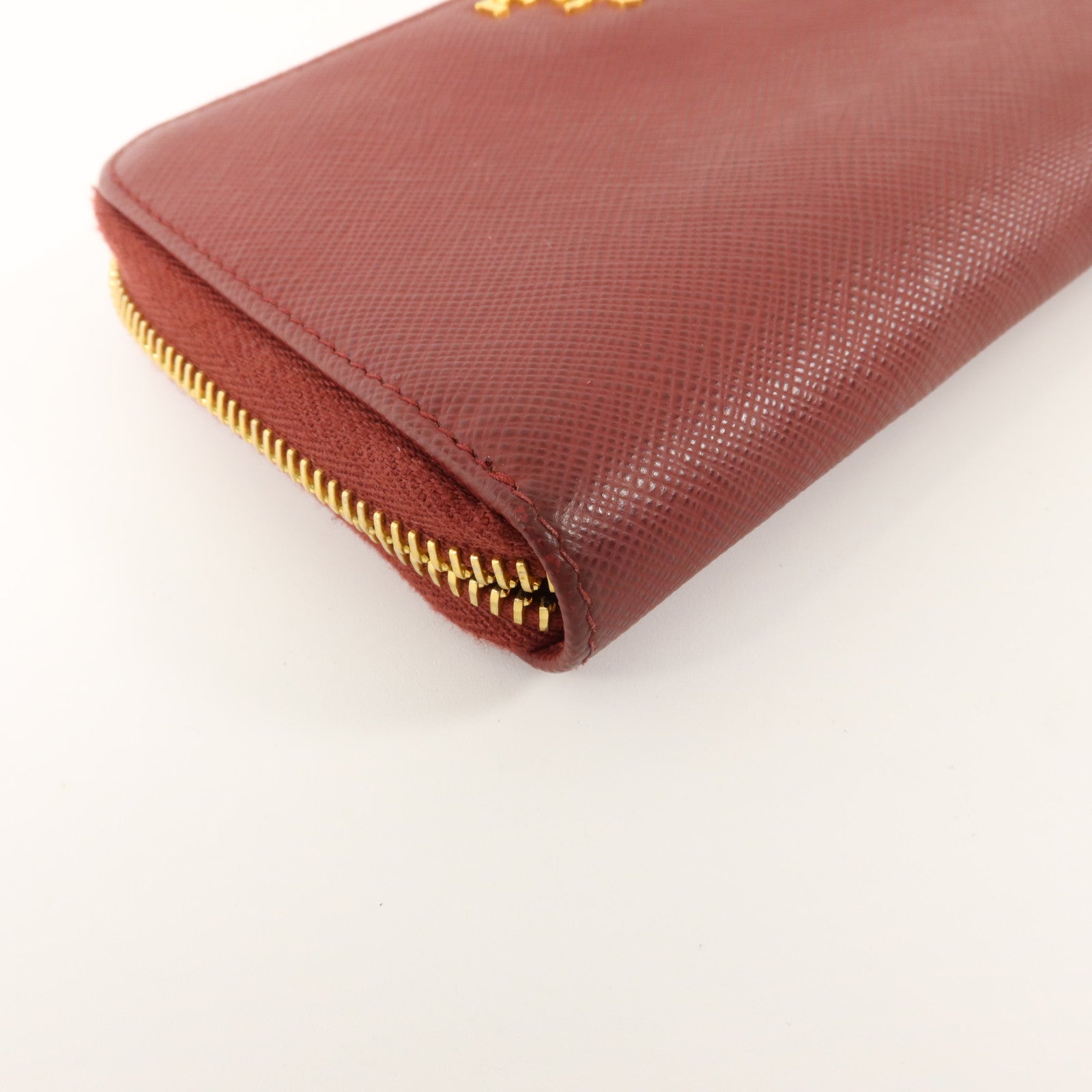 PRADA Saffiano皮革Wallet錢包