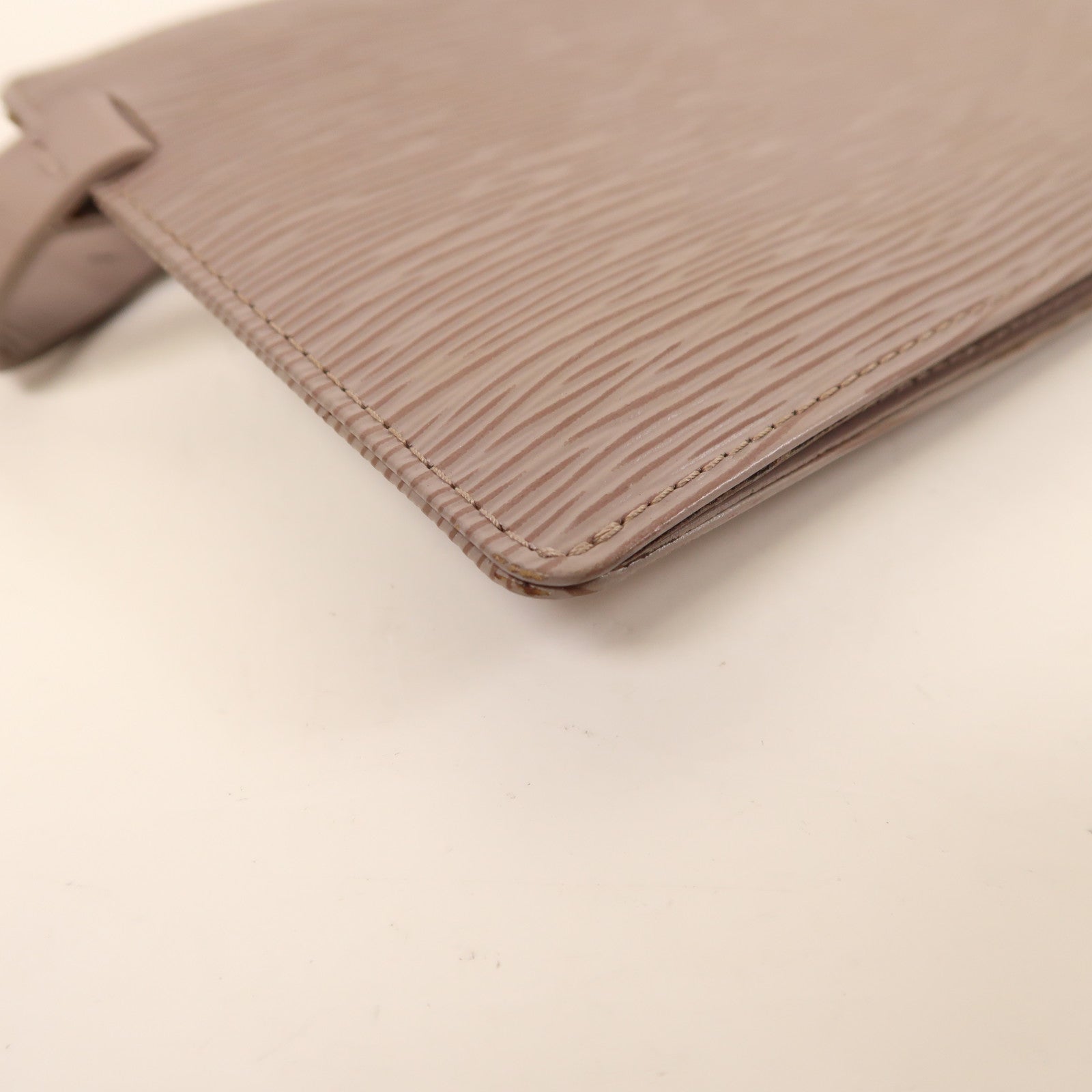 LOUIS VUITTON Epi Rochelle銀扣腰包