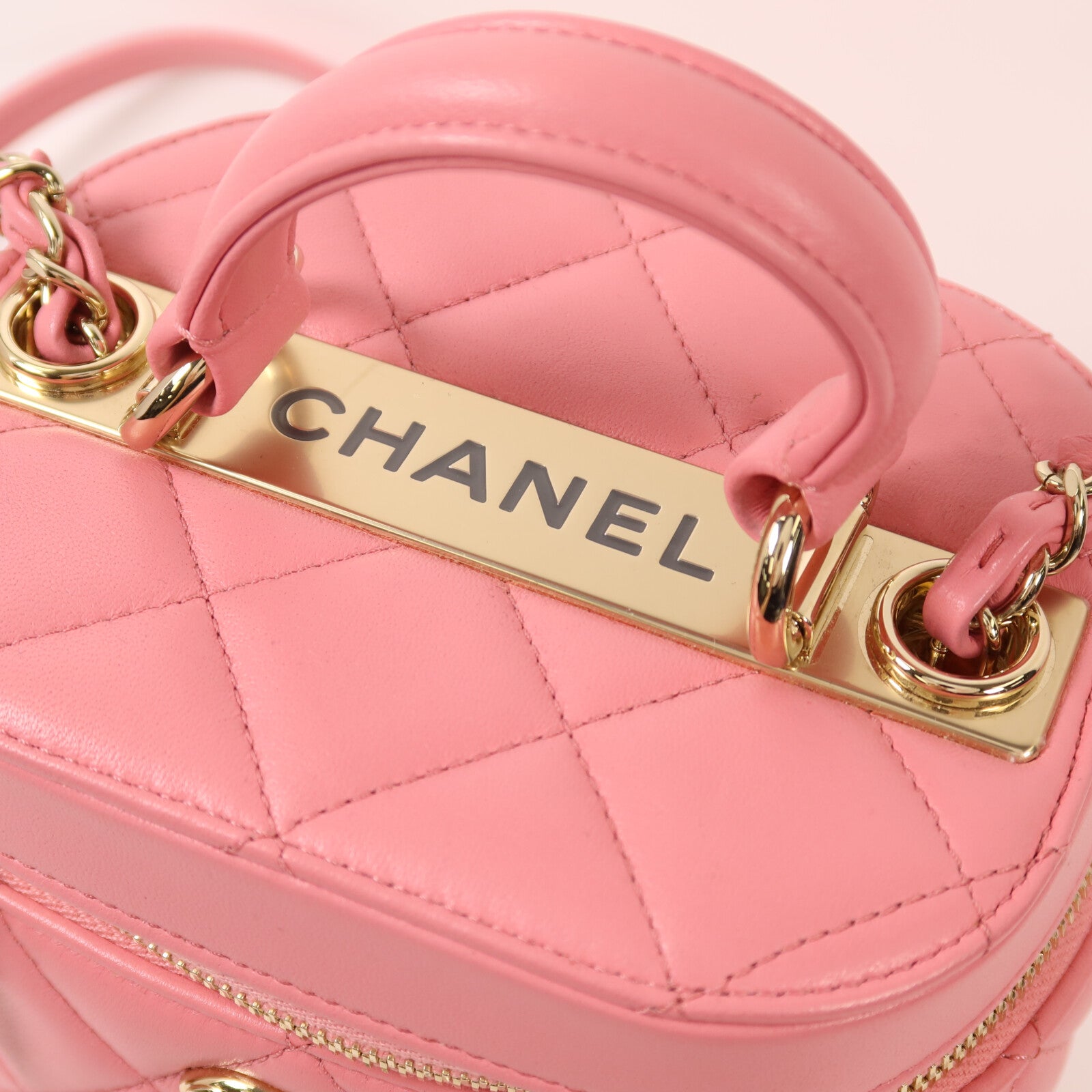 CHANEL 羊皮皮革Trendy CC Vantiy Case金扣鏈帶手挽肩背兩用袋
